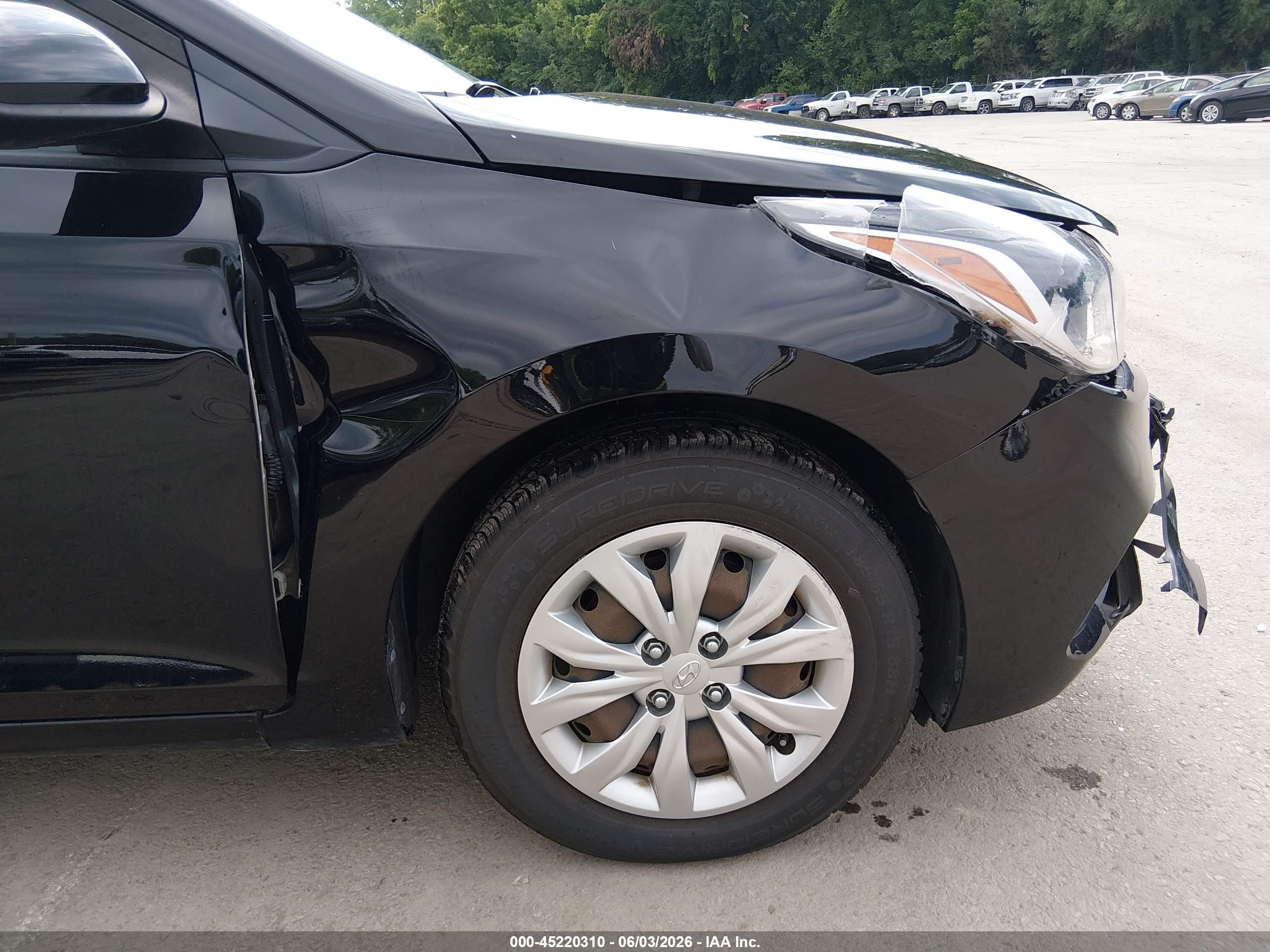 2018 Hyundai Accent Se Черный vin: 3KPC24A33JE033932