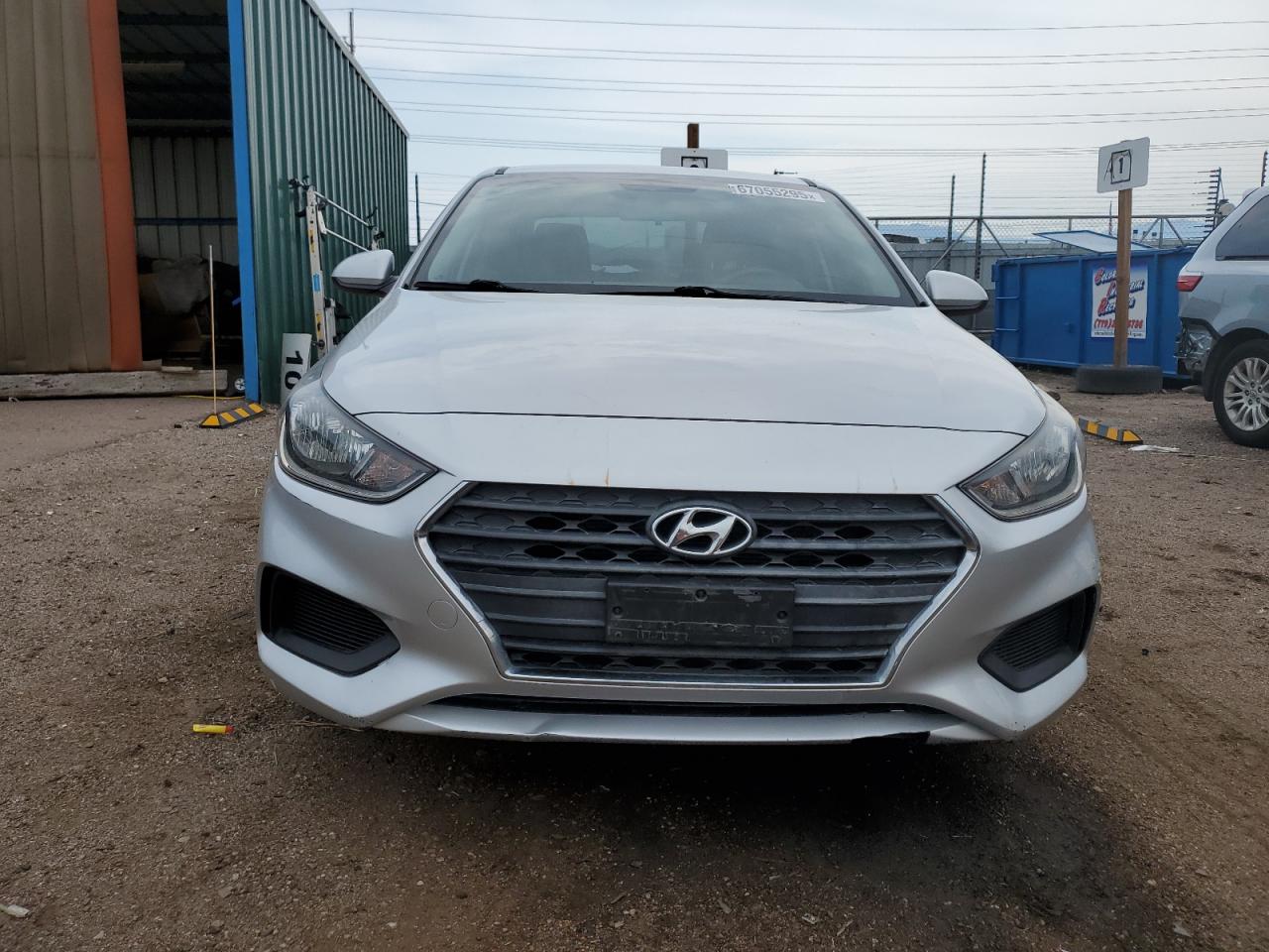 2018 Hyundai Accent Se Серебряный vin: 3KPC24A33JE036930