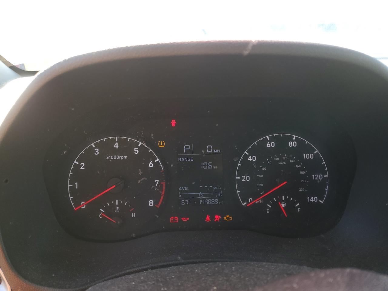 2018 Hyundai Accent Se Красный vin: 3KPC24A34JE017884