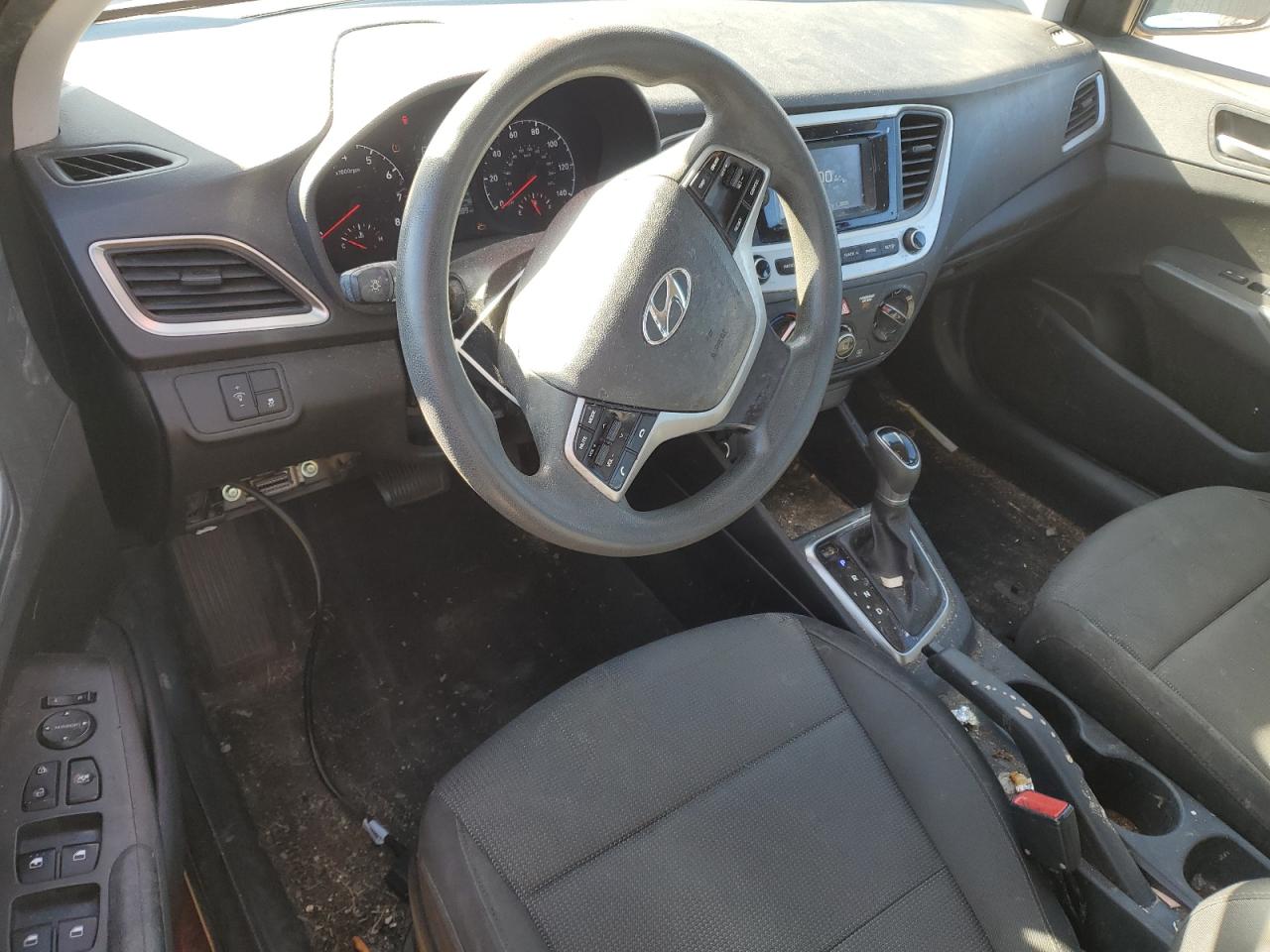 2018 Hyundai Accent Se Красный vin: 3KPC24A34JE017884