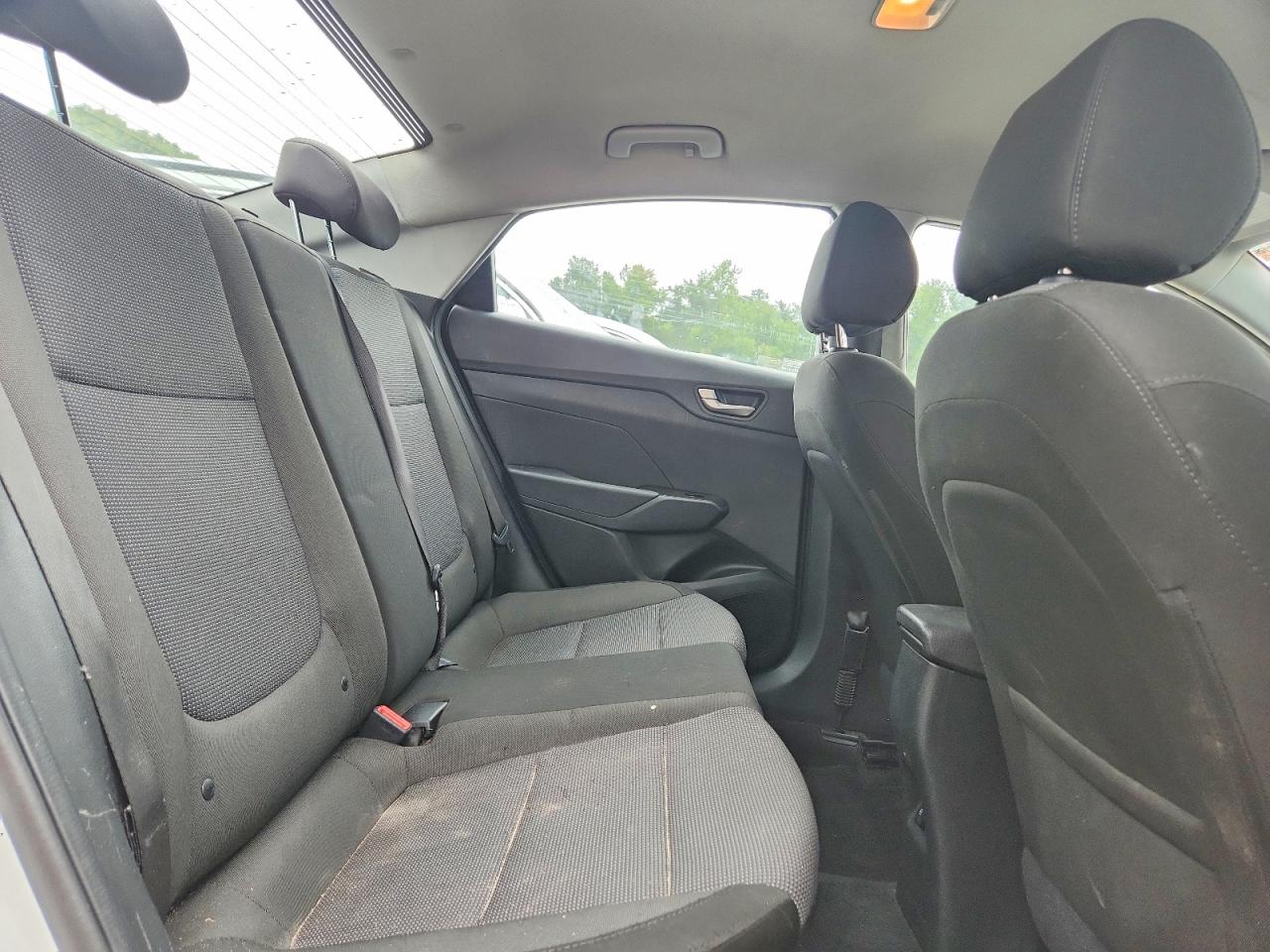 2019 Hyundai Accent Sel White vin: 3KPC24A35KE044044