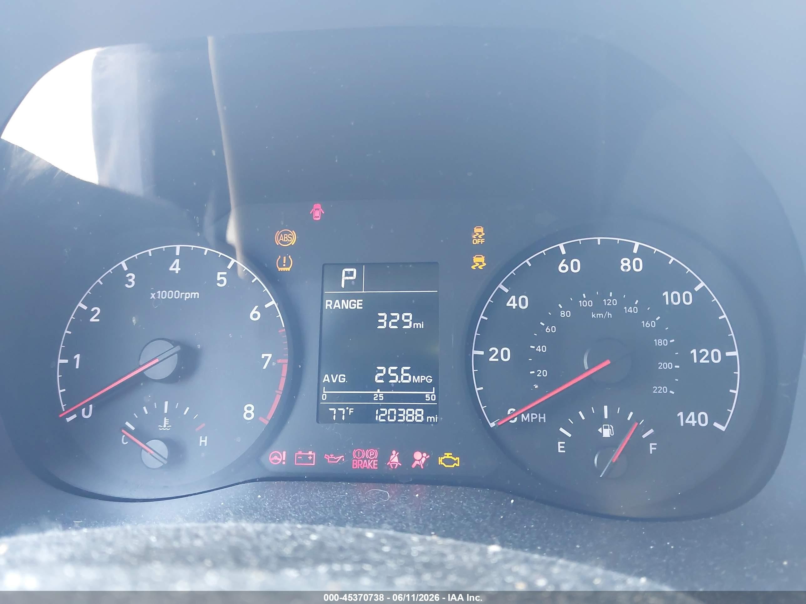 2018 Hyundai Accent Sel Серебряный vin: 3KPC24A36JE021791