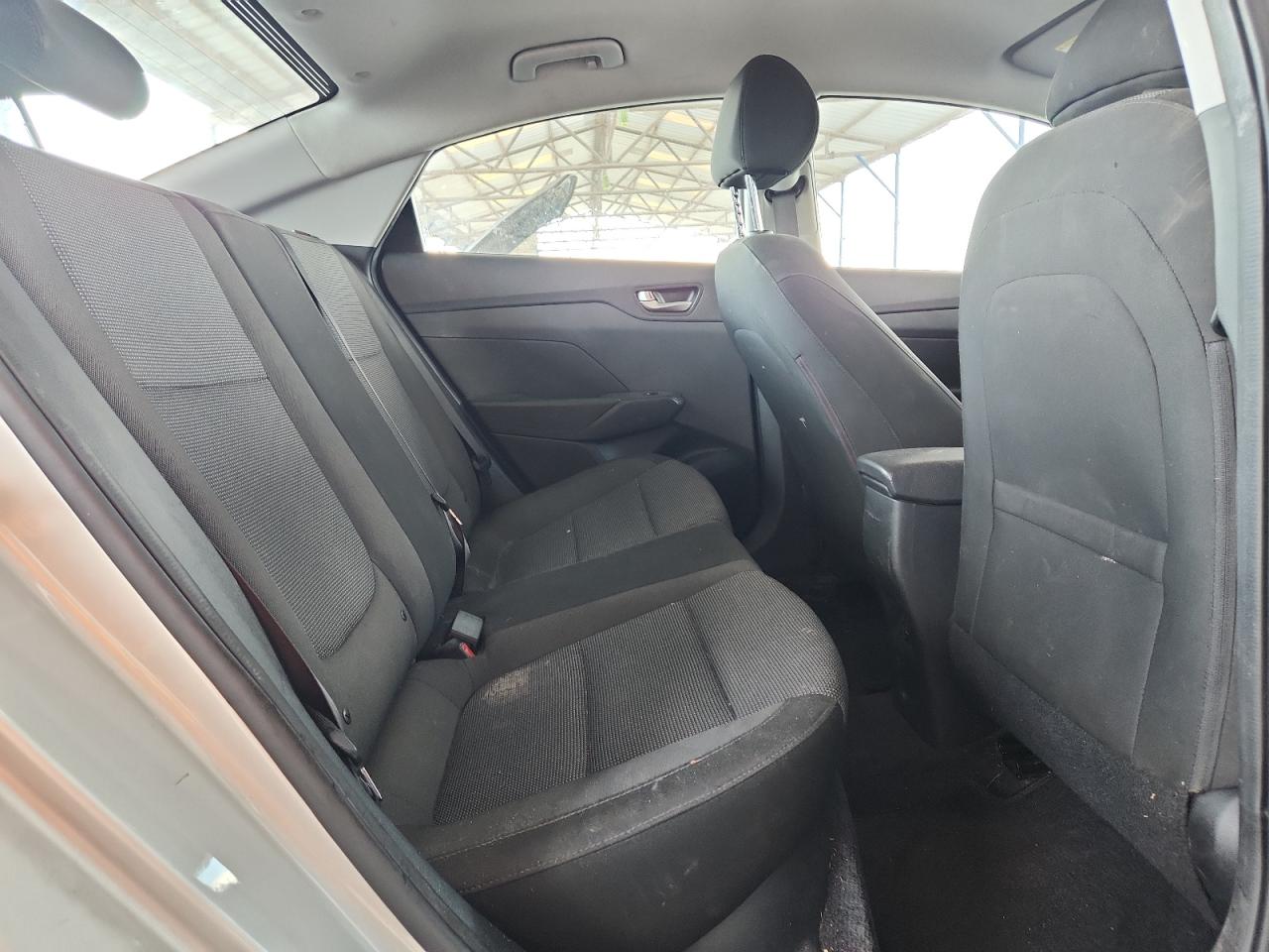 2018 Hyundai Accent Se Серебряный vin: 3KPC24A36JE023346