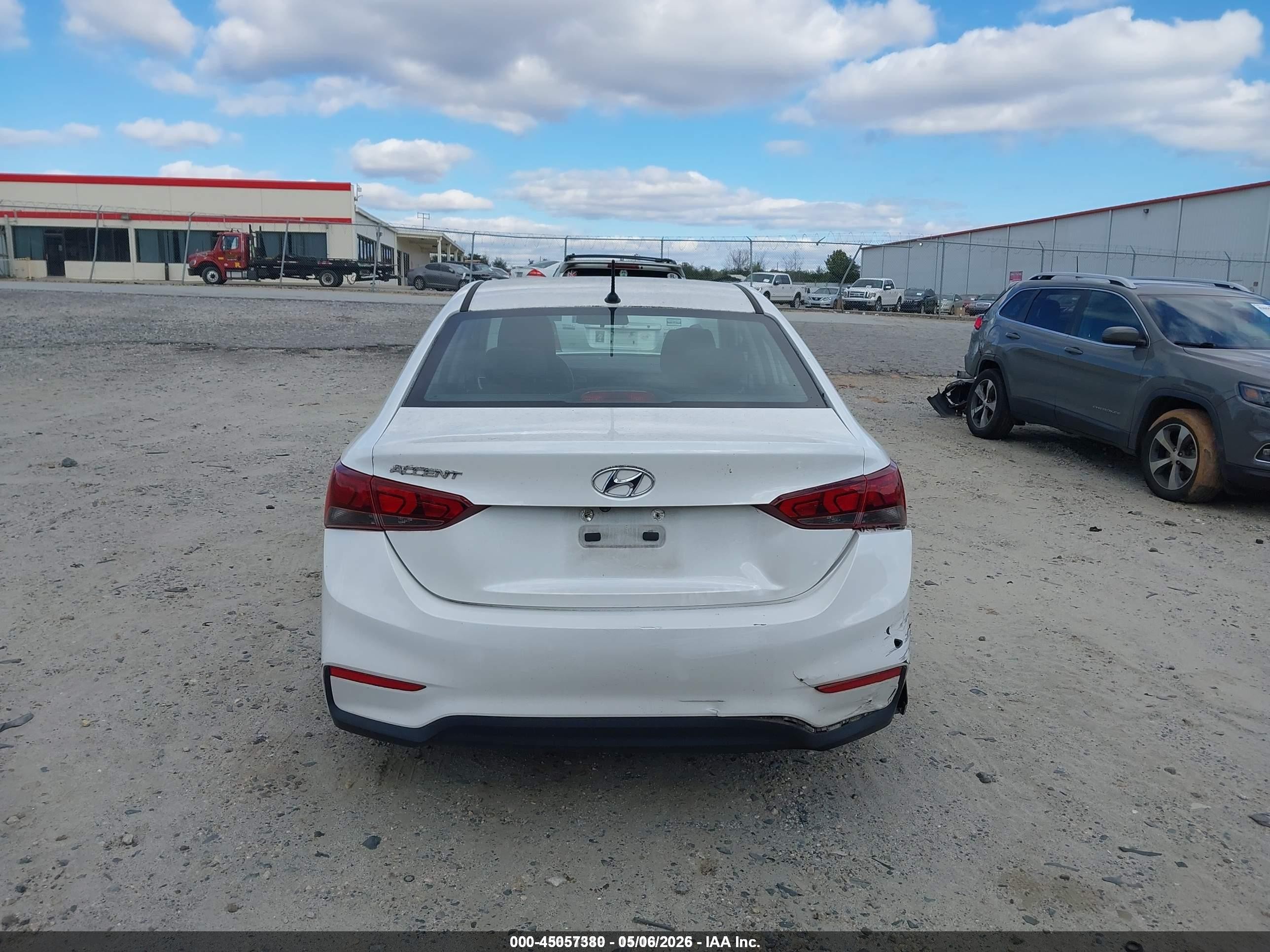 2019 Hyundai Accent Se Белый vin: 3KPC24A36KE038799
