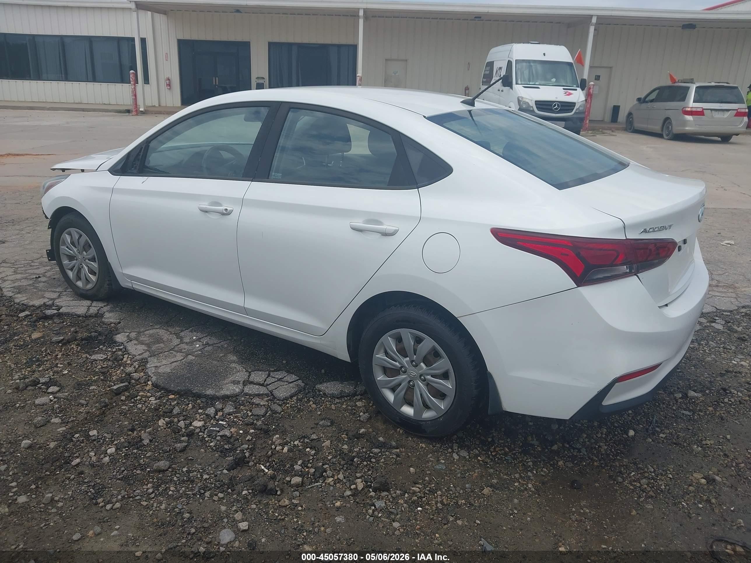 2019 Hyundai Accent Se Белый vin: 3KPC24A36KE038799