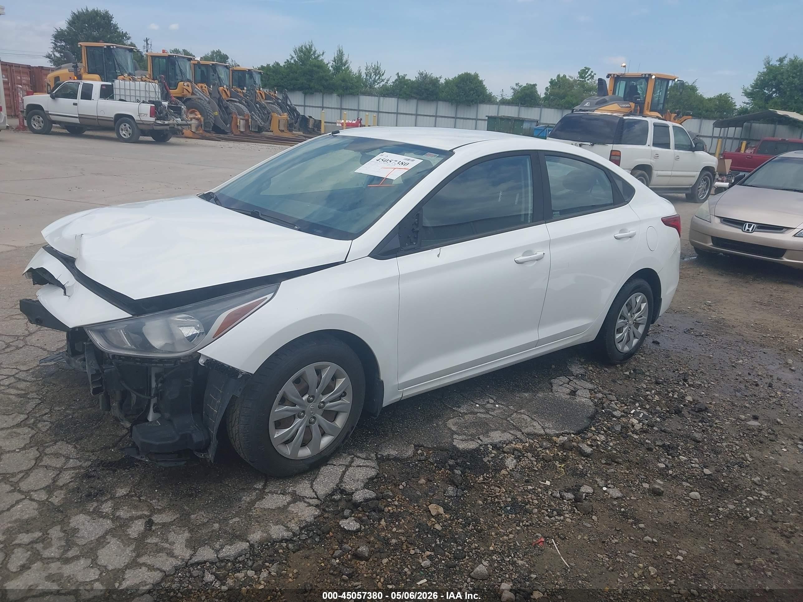 2019 Hyundai Accent Se Белый vin: 3KPC24A36KE038799