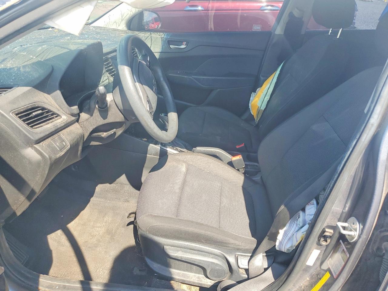 2018 Hyundai Accent Gray vin: 3KPC24A37JE020570