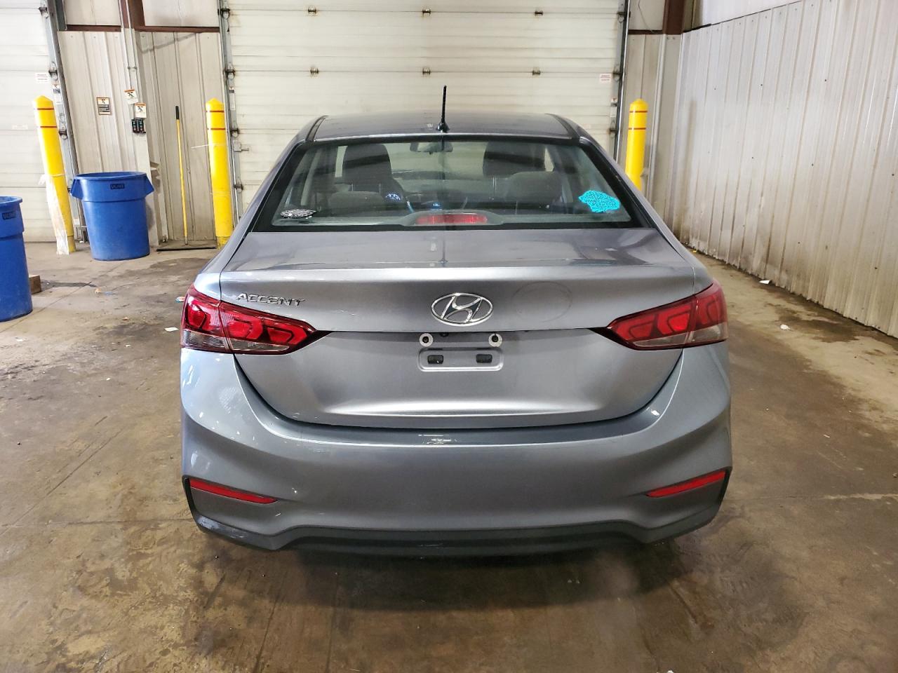 2018 Hyundai Accent Se Серый vin: 3KPC24A37JE033464
