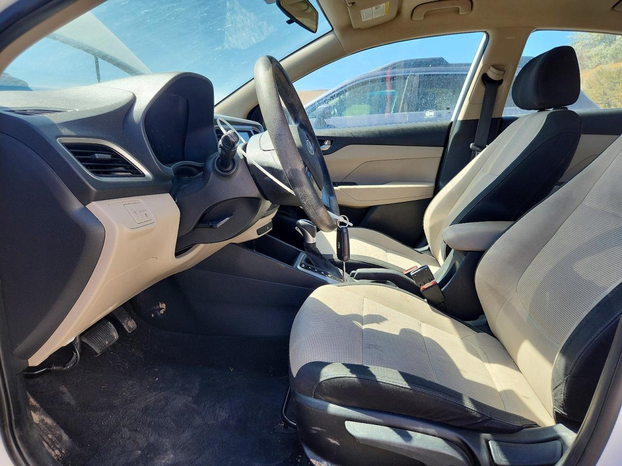 2019 Hyundai Accent Sel White vin: 3KPC24A37KE047107