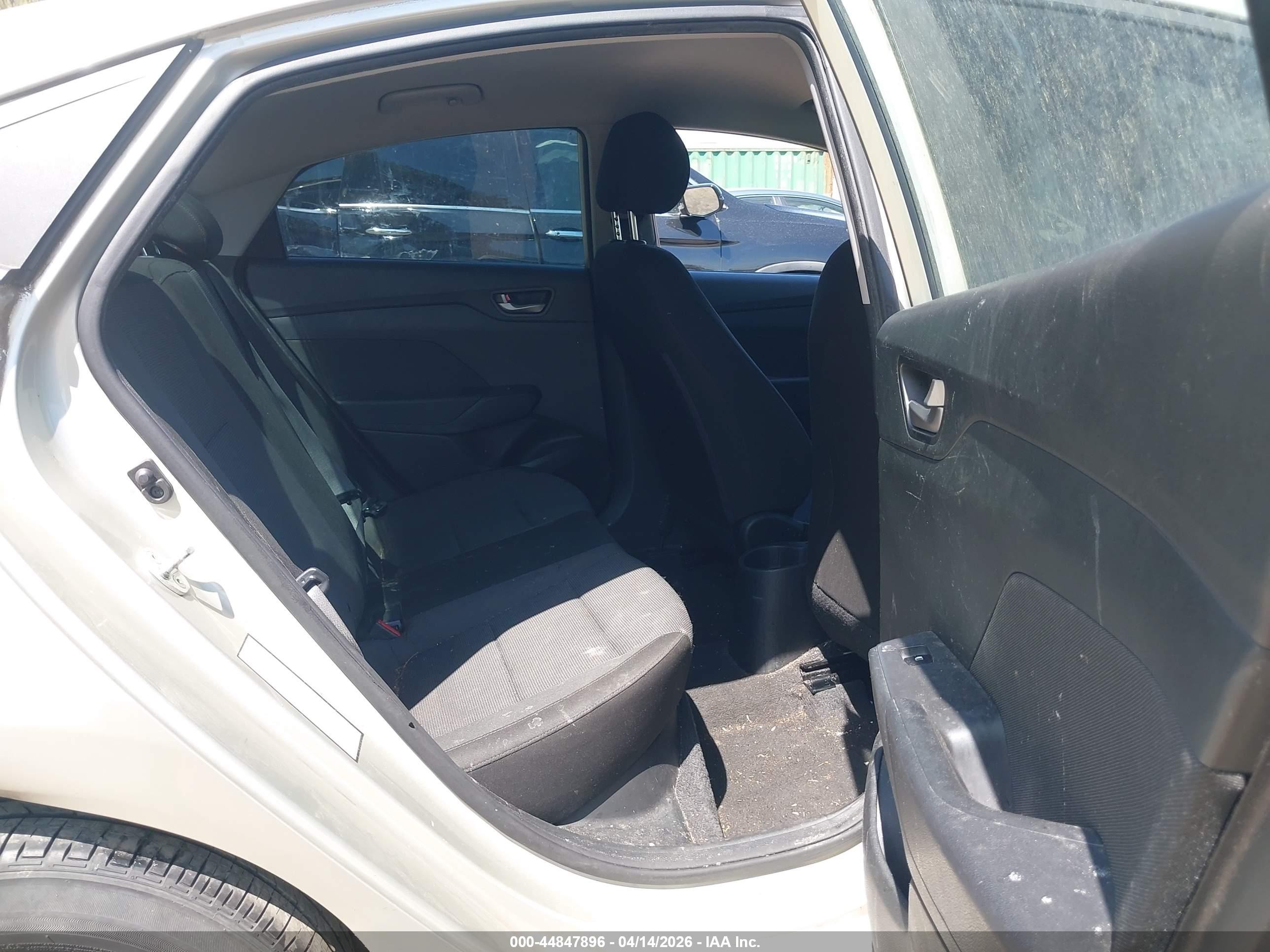 2018 Hyundai Accent Se Champagne vin: 3KPC24A38JE013594