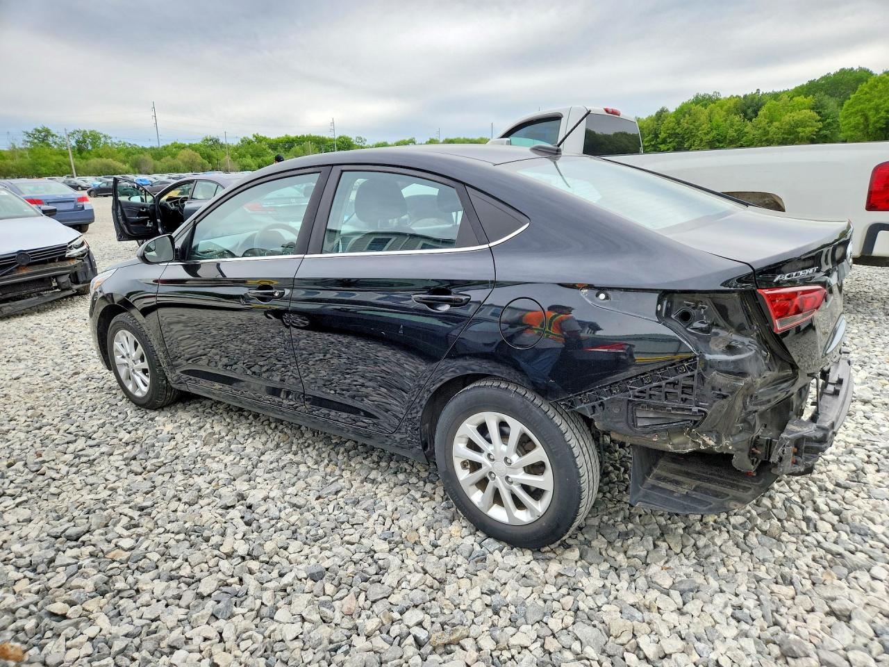 2019 Hyundai Accent Sel Black vin: 3KPC24A38KE046905