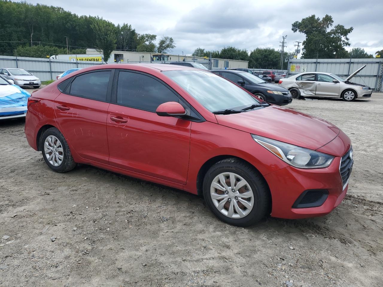 2018 Hyundai Accent Se Красный vin: 3KPC24A39JE015399