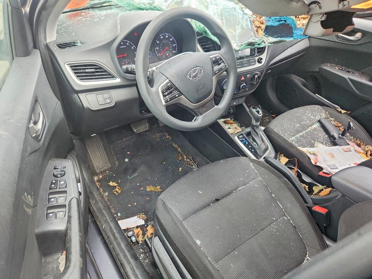 2018 Hyundai Accent Sel Gray vin: 3KPC24A39JE021414