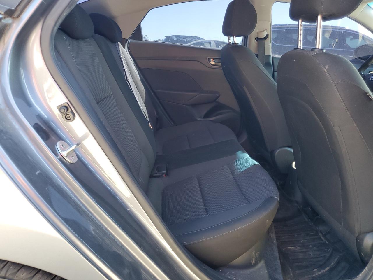 2018 Hyundai Accent Se Серый vin: 3KPC24A3XJE026489