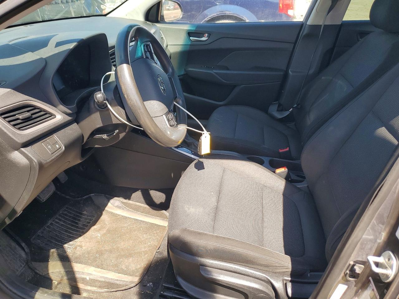 2019 Hyundai Accent Se Silver vin: 3KPC24A3XKE069604