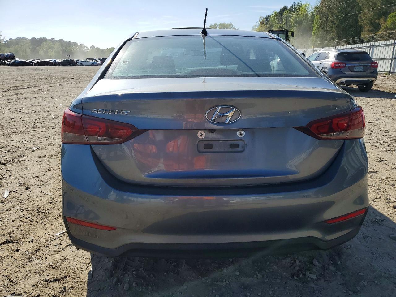 2020 Hyundai Accent Se Gray vin: 3KPC24A62LE103370