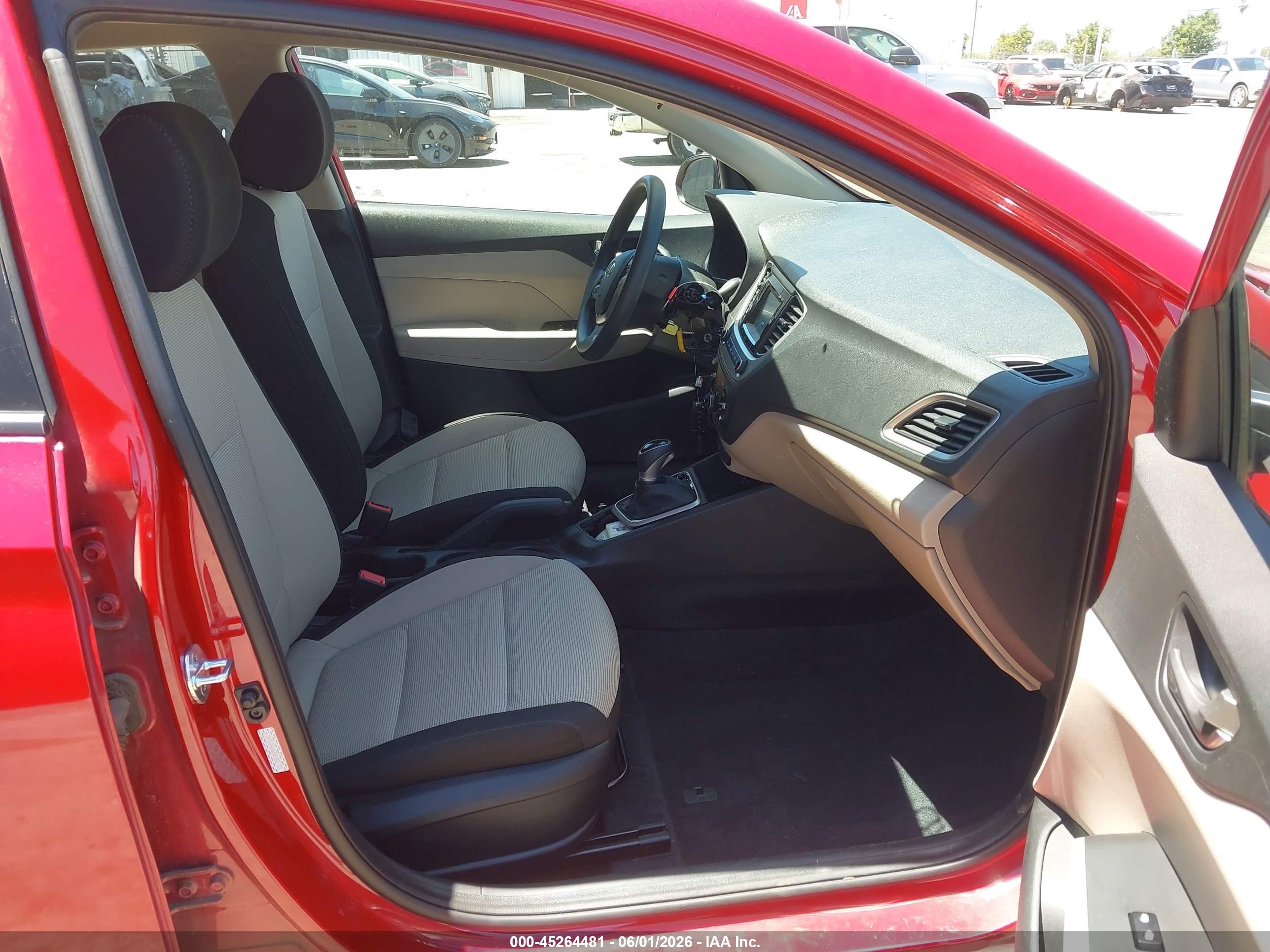 2022 Hyundai Accent Se Red vin: 3KPC24A62NE182770