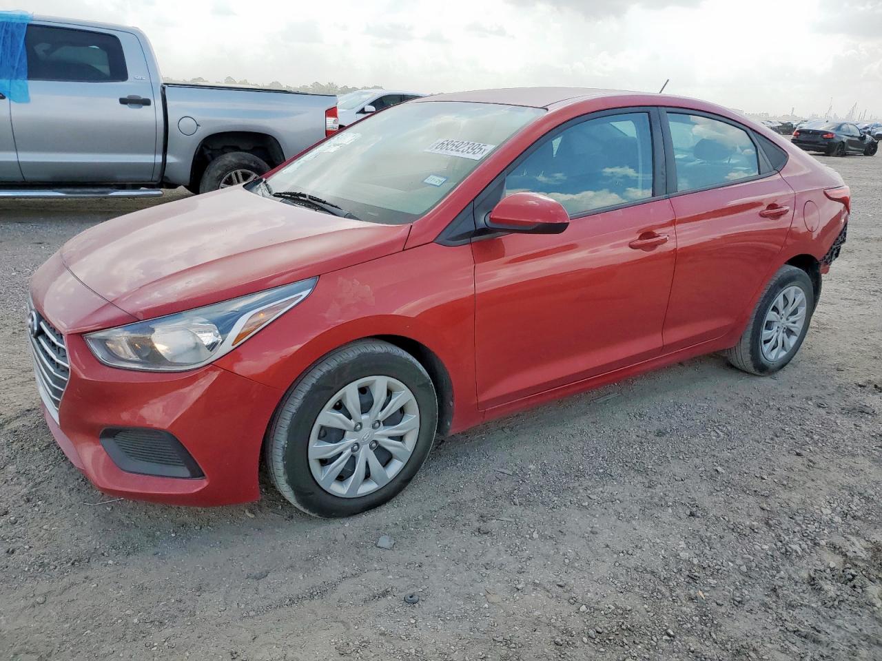 2022 Hyundai Accent Se Red vin: 3KPC24A63NE182728
