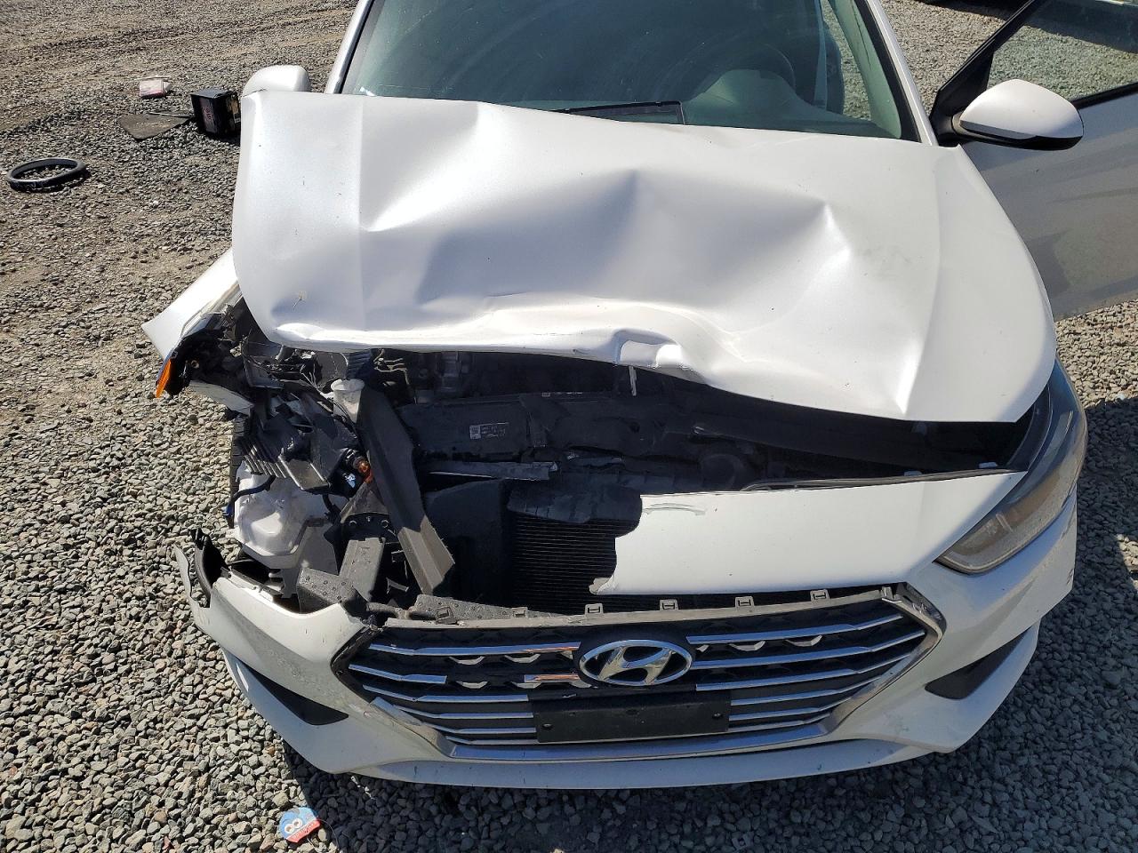 2020 Hyundai Accent Se Белый vin: 3KPC24A64LE112877