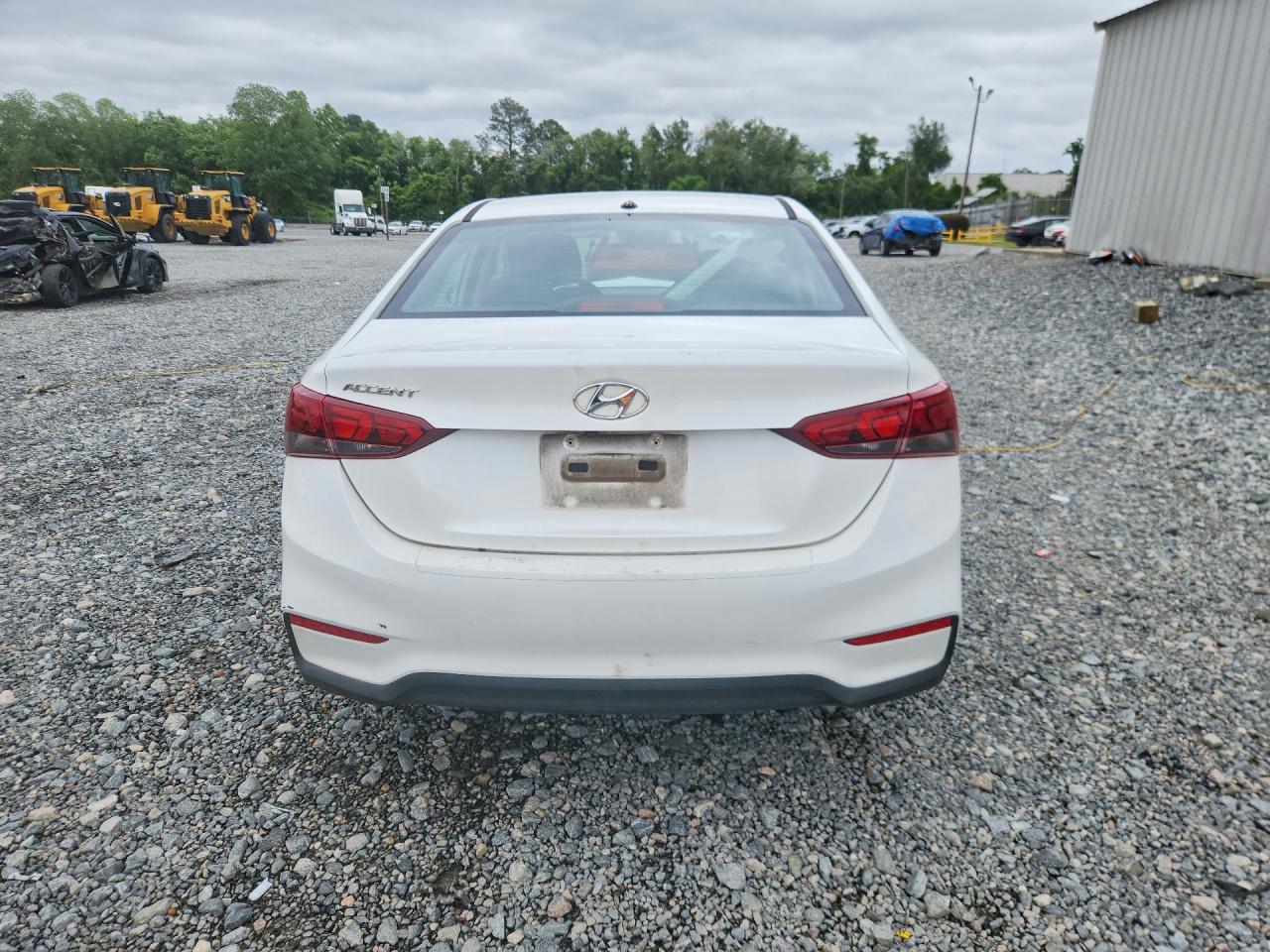 2020 Hyundai Accent Se Белый vin: 3KPC24A64LE115827