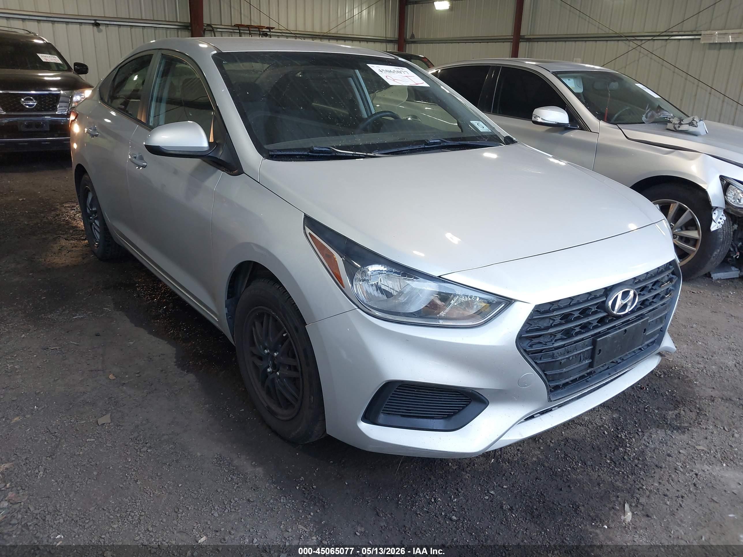 2022 Hyundai Accent Se Gray vin: 3KPC24A64NE157417