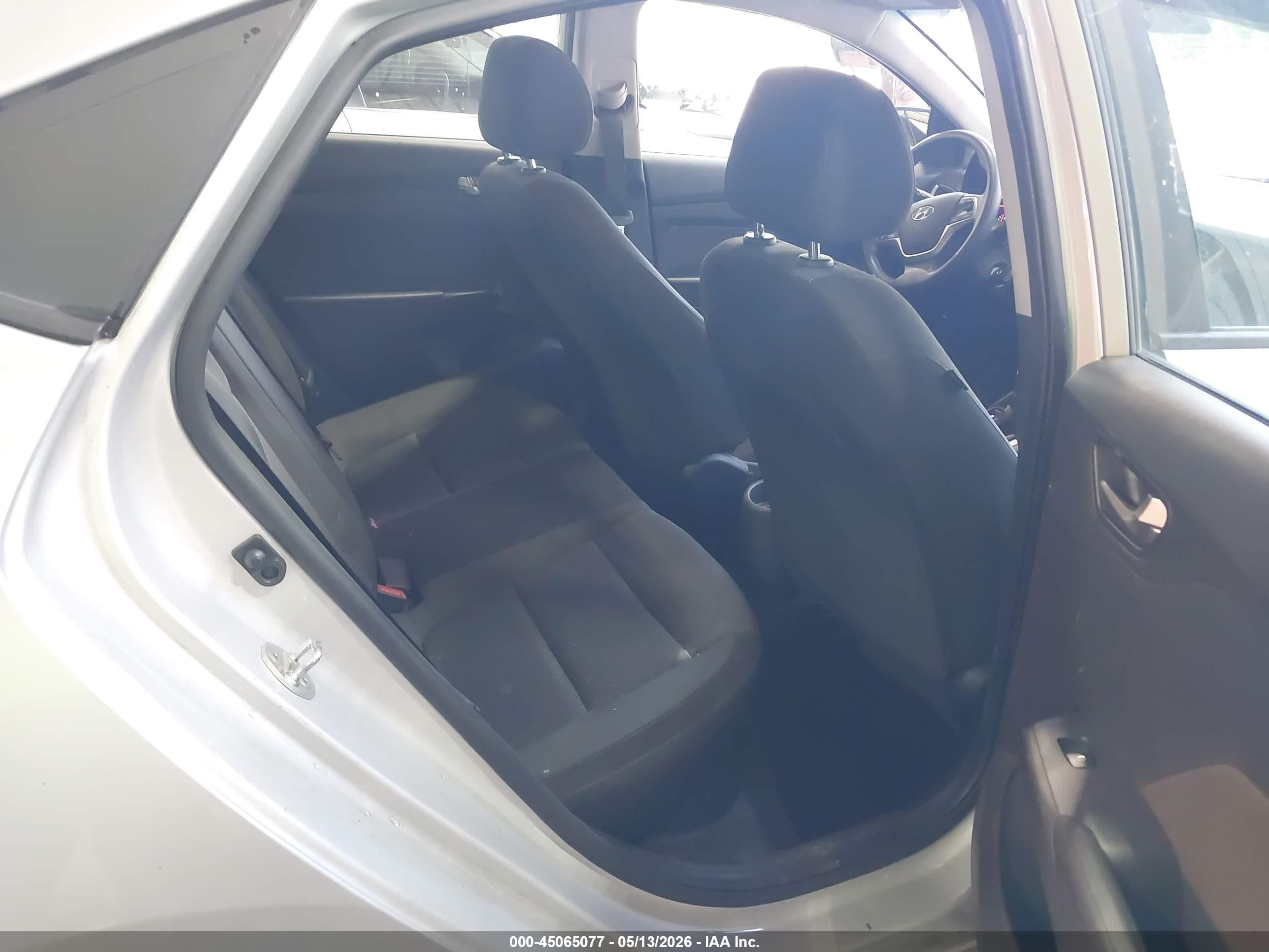 2022 Hyundai Accent Se Gray vin: 3KPC24A64NE157417