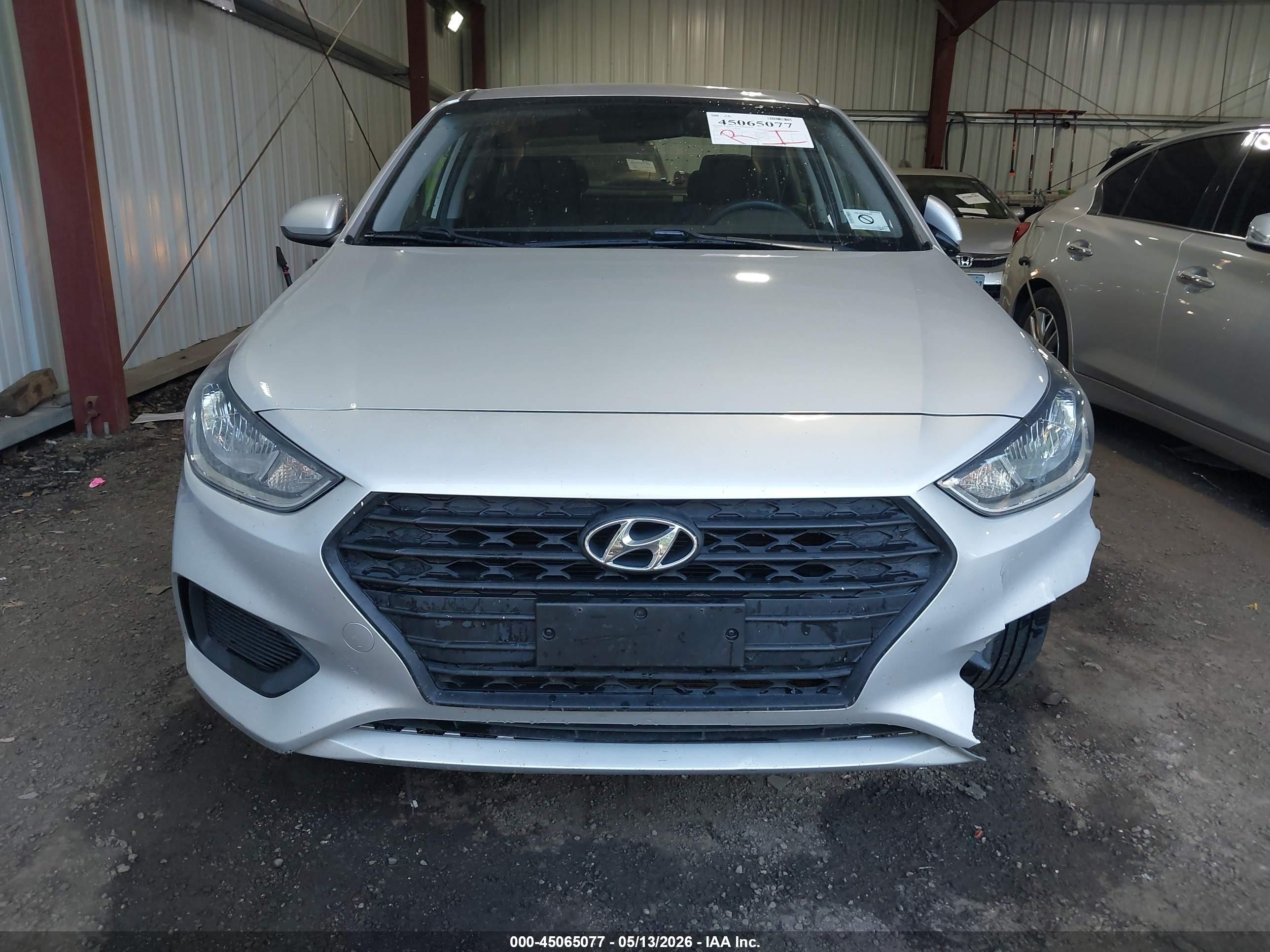 2022 Hyundai Accent Se Gray vin: 3KPC24A64NE157417