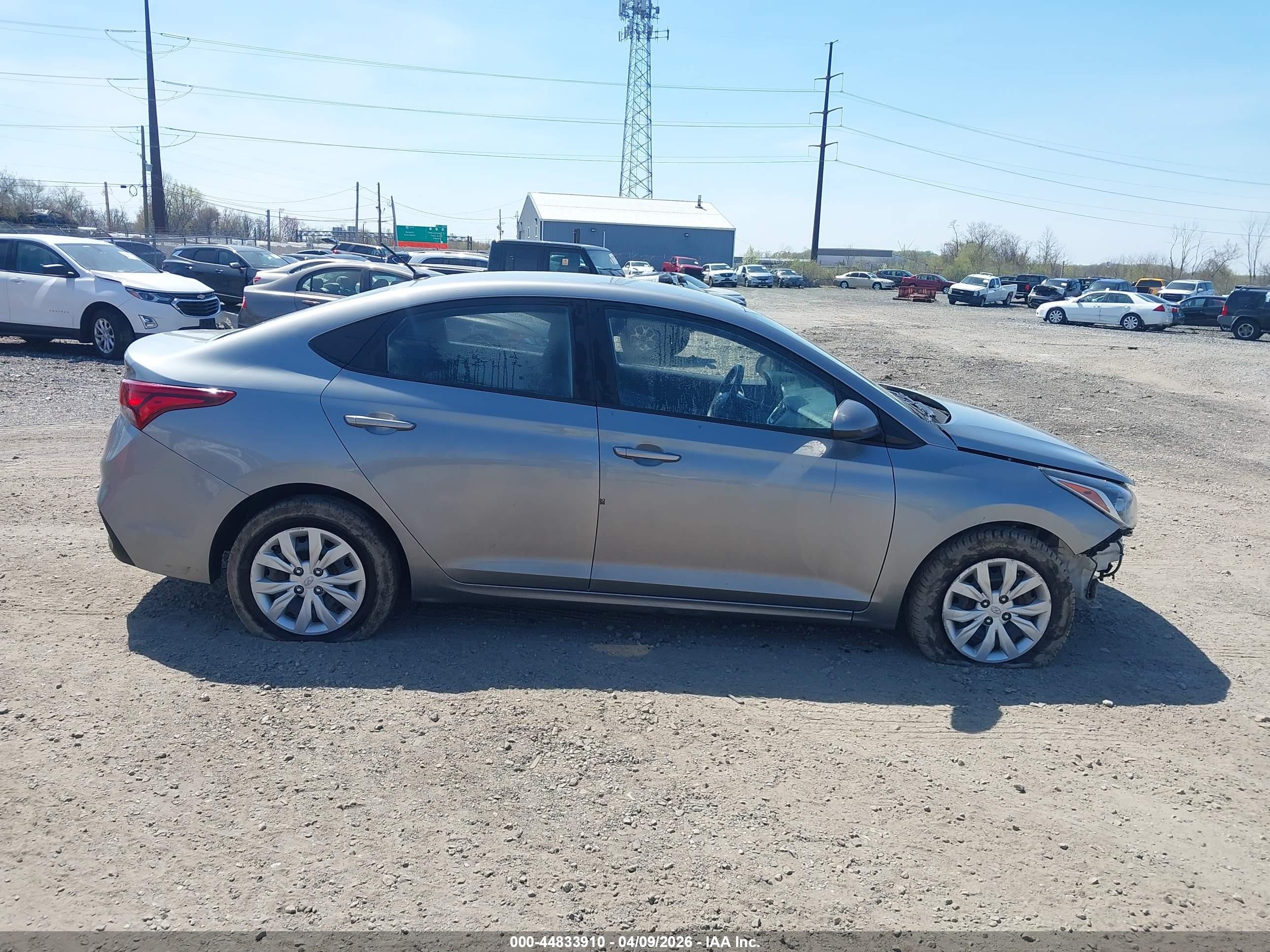 2021 Hyundai Accent Se Silver vin: 3KPC24A65ME149969