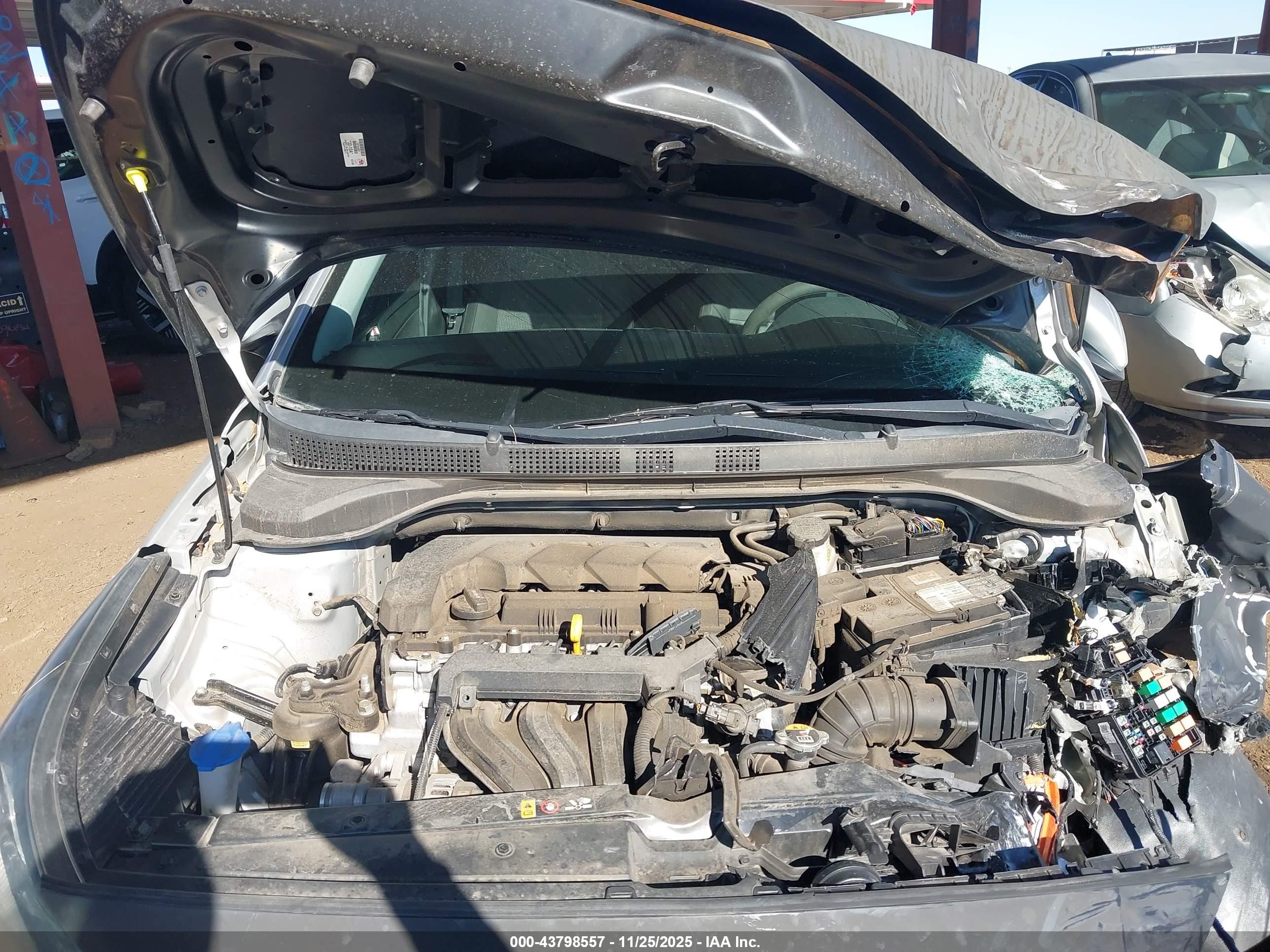 2020 Hyundai Accent Se Silver vin: 3KPC24A66LE121189