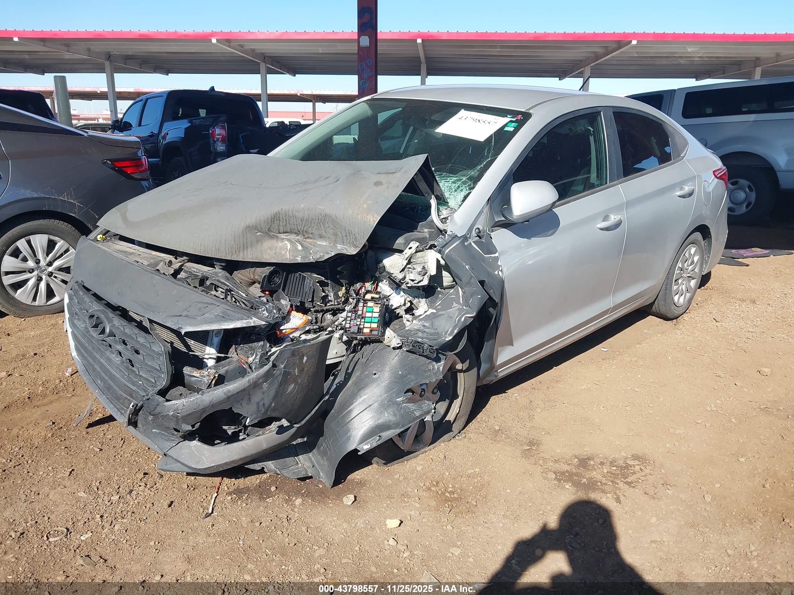 2020 Hyundai Accent Se Silver vin: 3KPC24A66LE121189