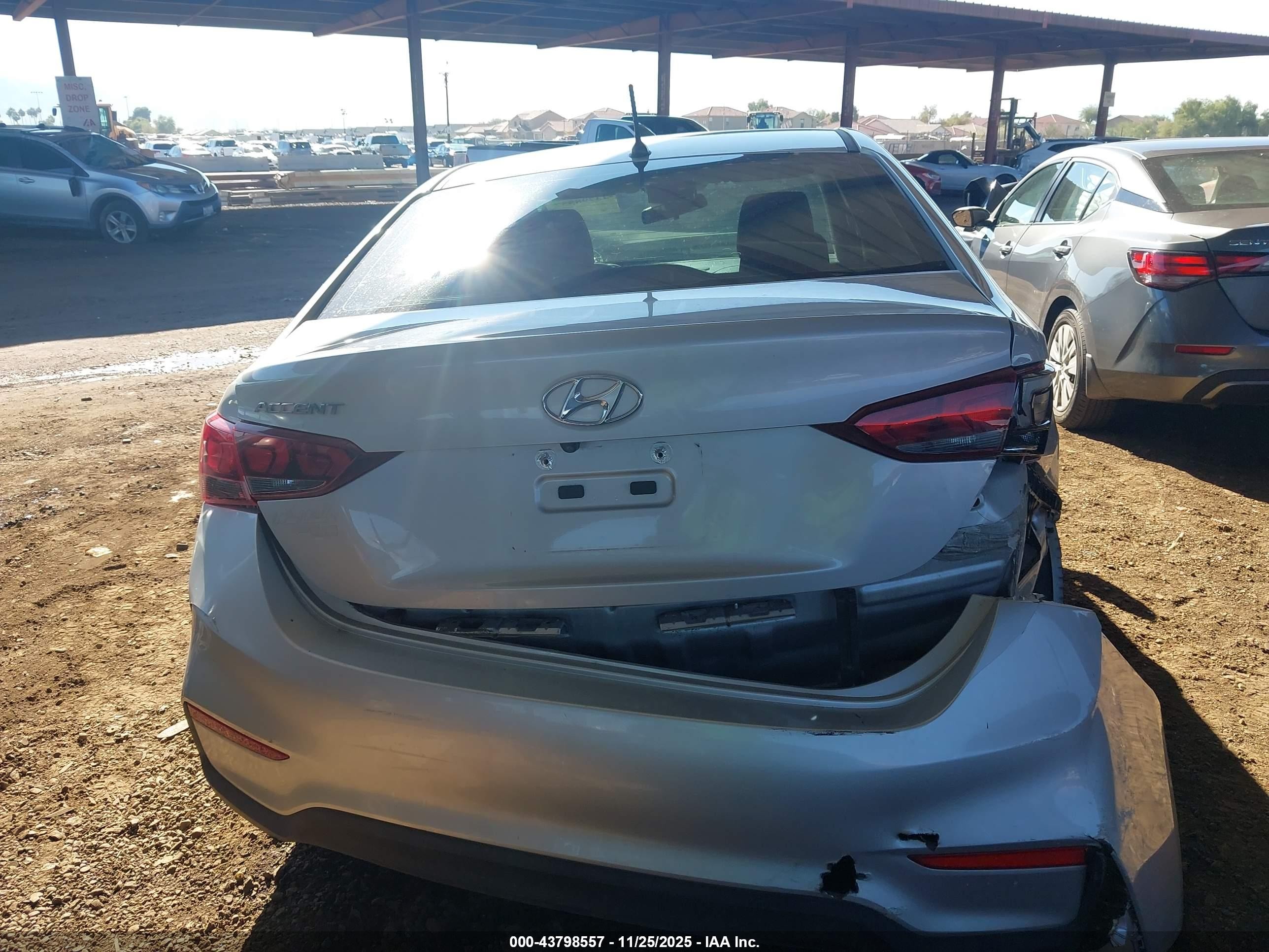 2020 Hyundai Accent Se Silver vin: 3KPC24A66LE121189