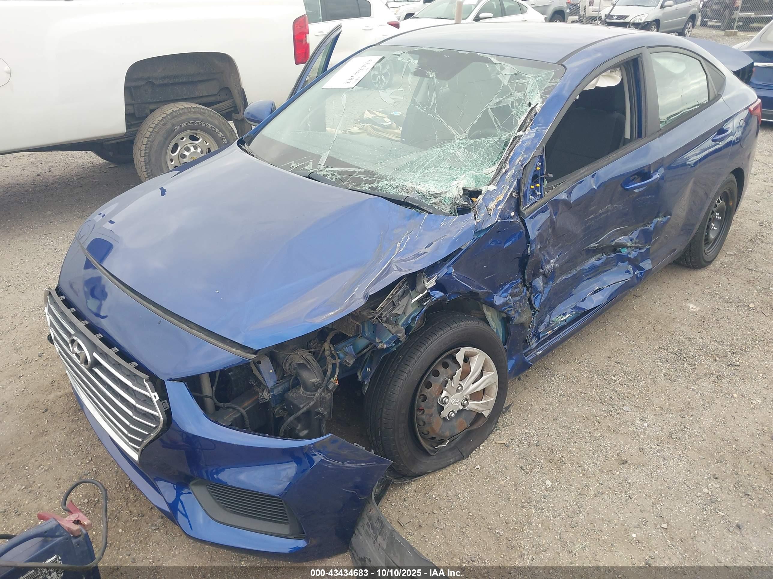 2021 Hyundai Accent Se/sel Blue vin: 3KPC24A66ME131867