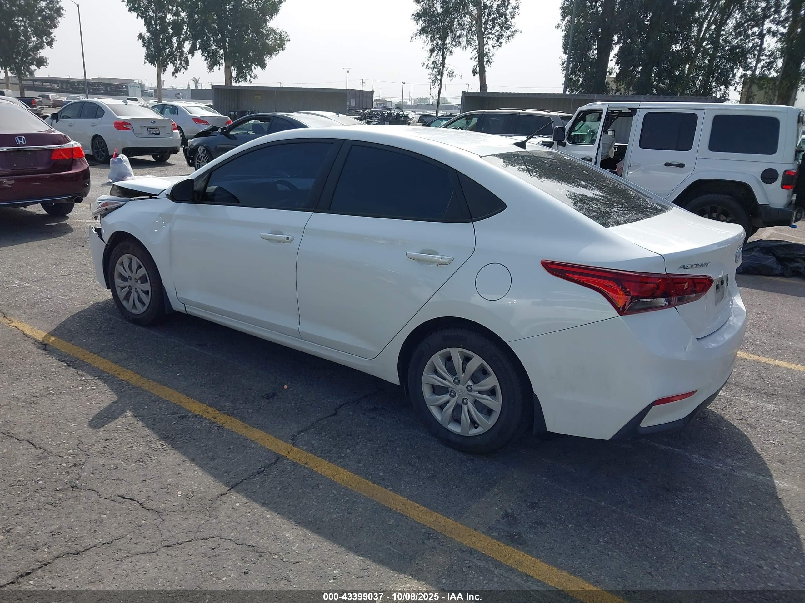2022 Hyundai Accent Se White vin: 3KPC24A66NE155085