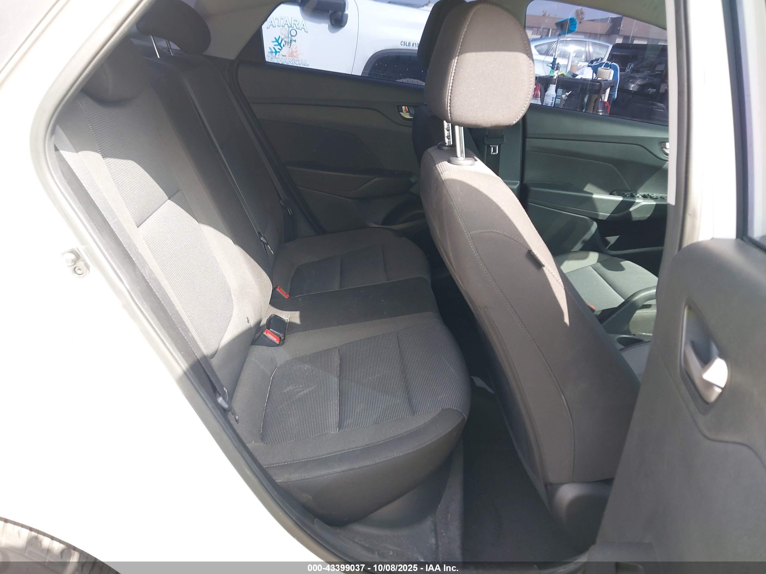 2022 Hyundai Accent Se White vin: 3KPC24A66NE155085