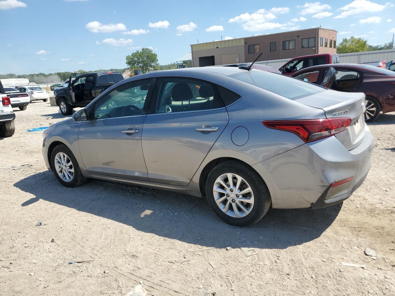2022 Hyundai Accent Se Gray vin: 3KPC24A66NE189897
