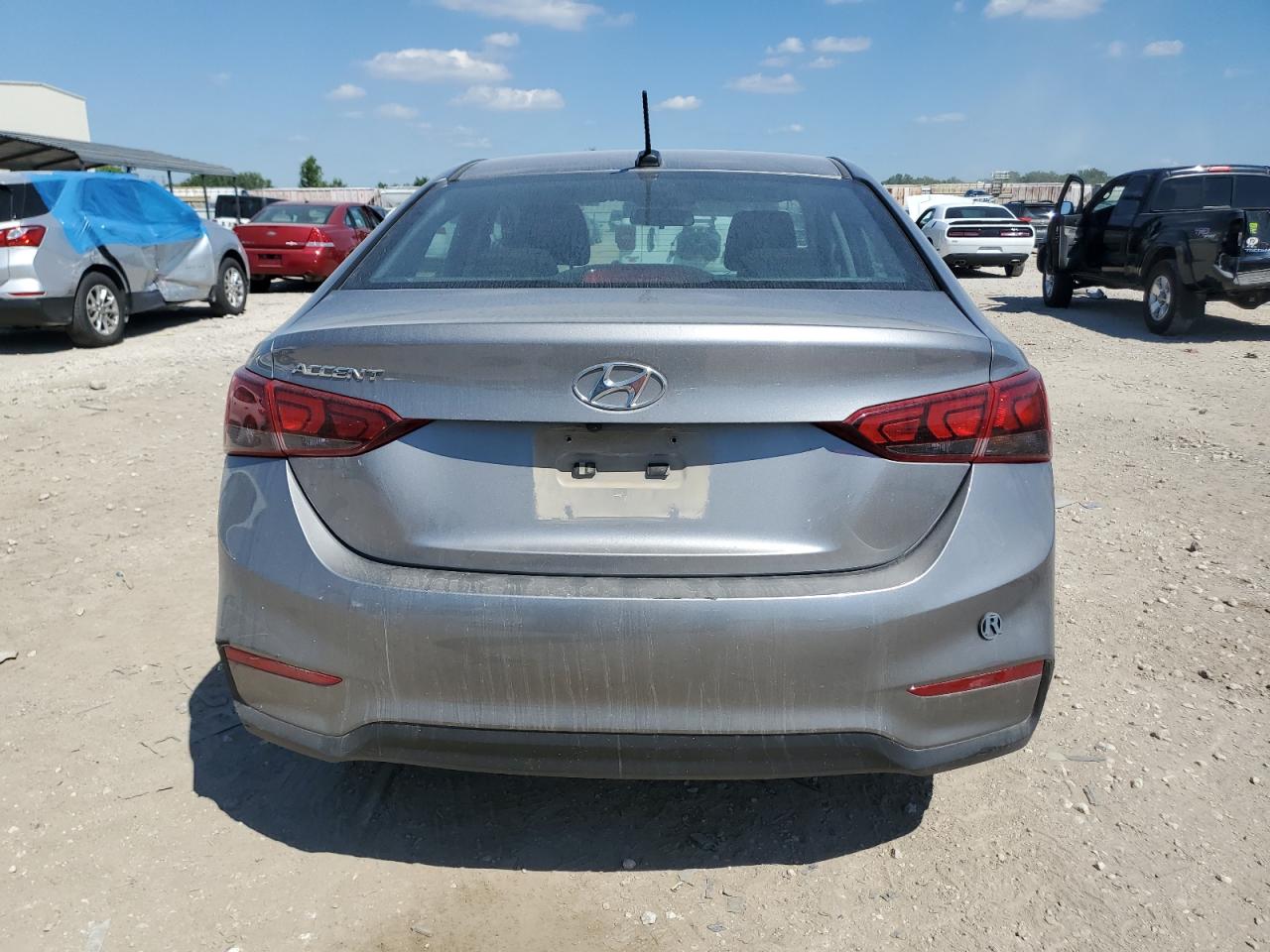 2022 Hyundai Accent Se Gray vin: 3KPC24A66NE189897