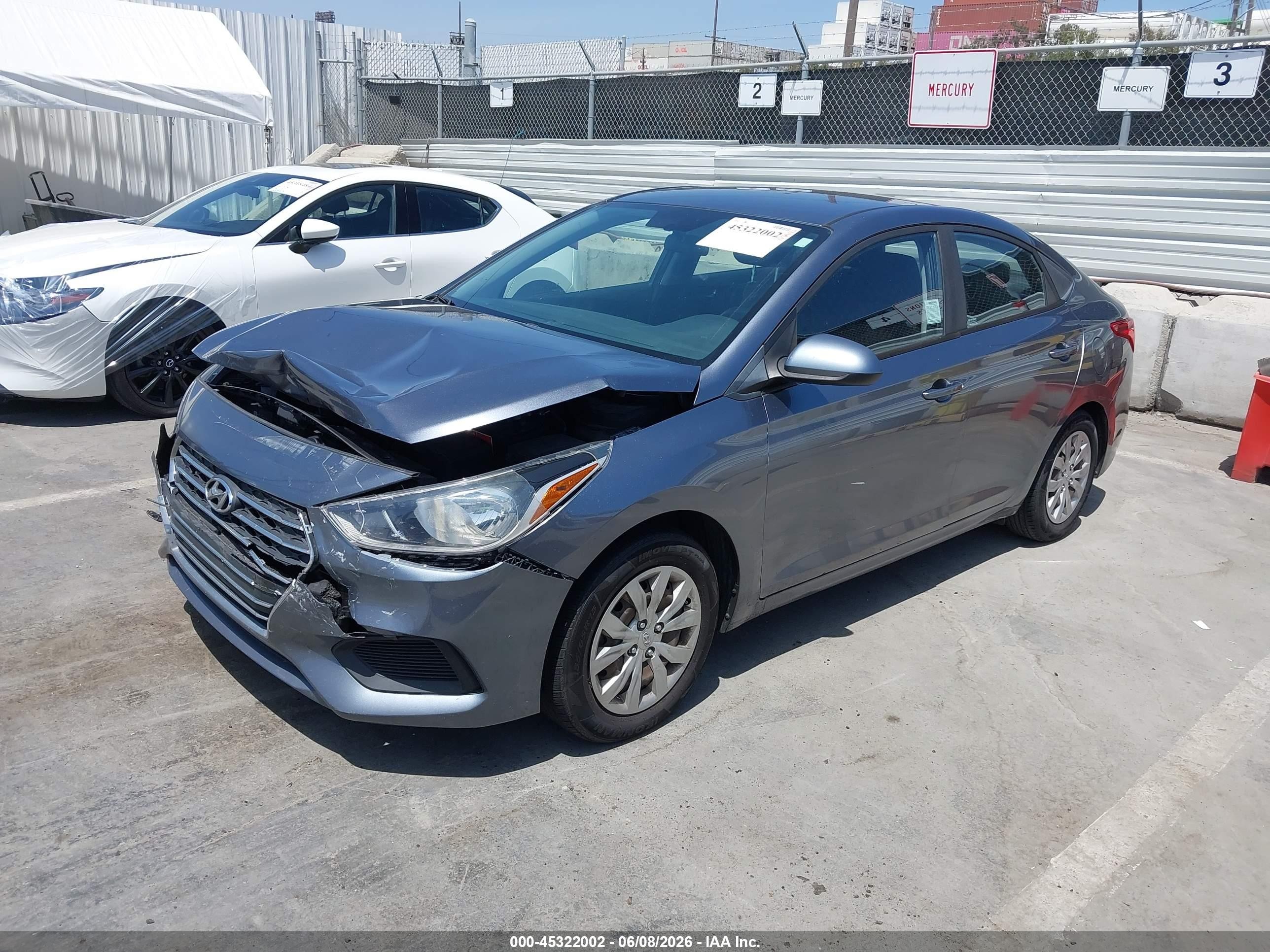 2020 Hyundai Accent Se Silver vin: 3KPC24A67LE103476