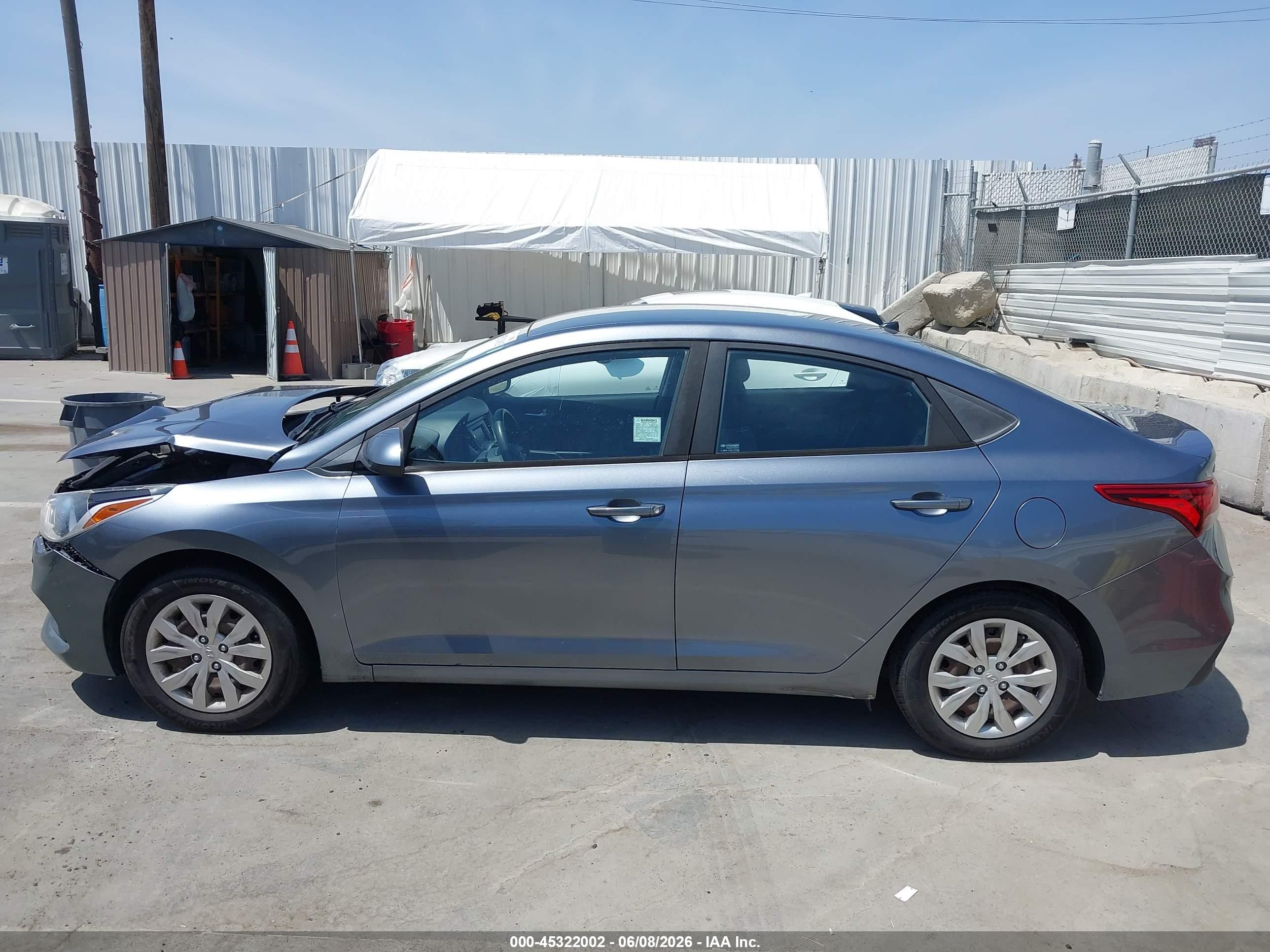 2020 Hyundai Accent Se Silver vin: 3KPC24A67LE103476