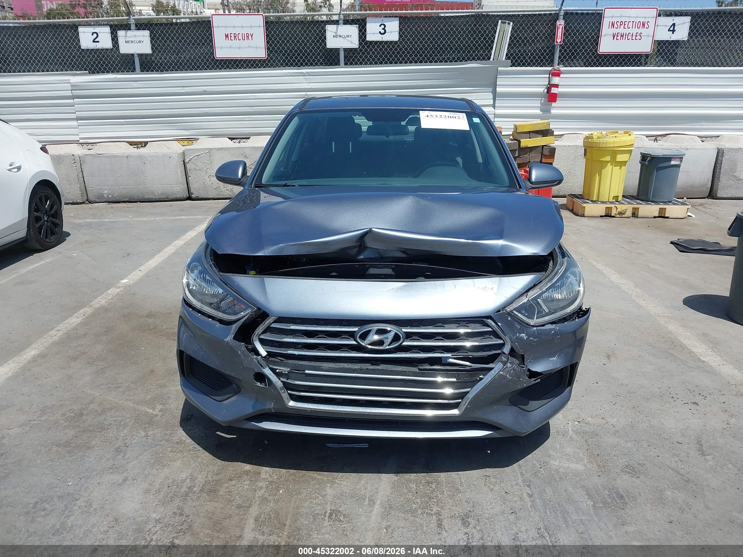 2020 Hyundai Accent Se Silver vin: 3KPC24A67LE103476