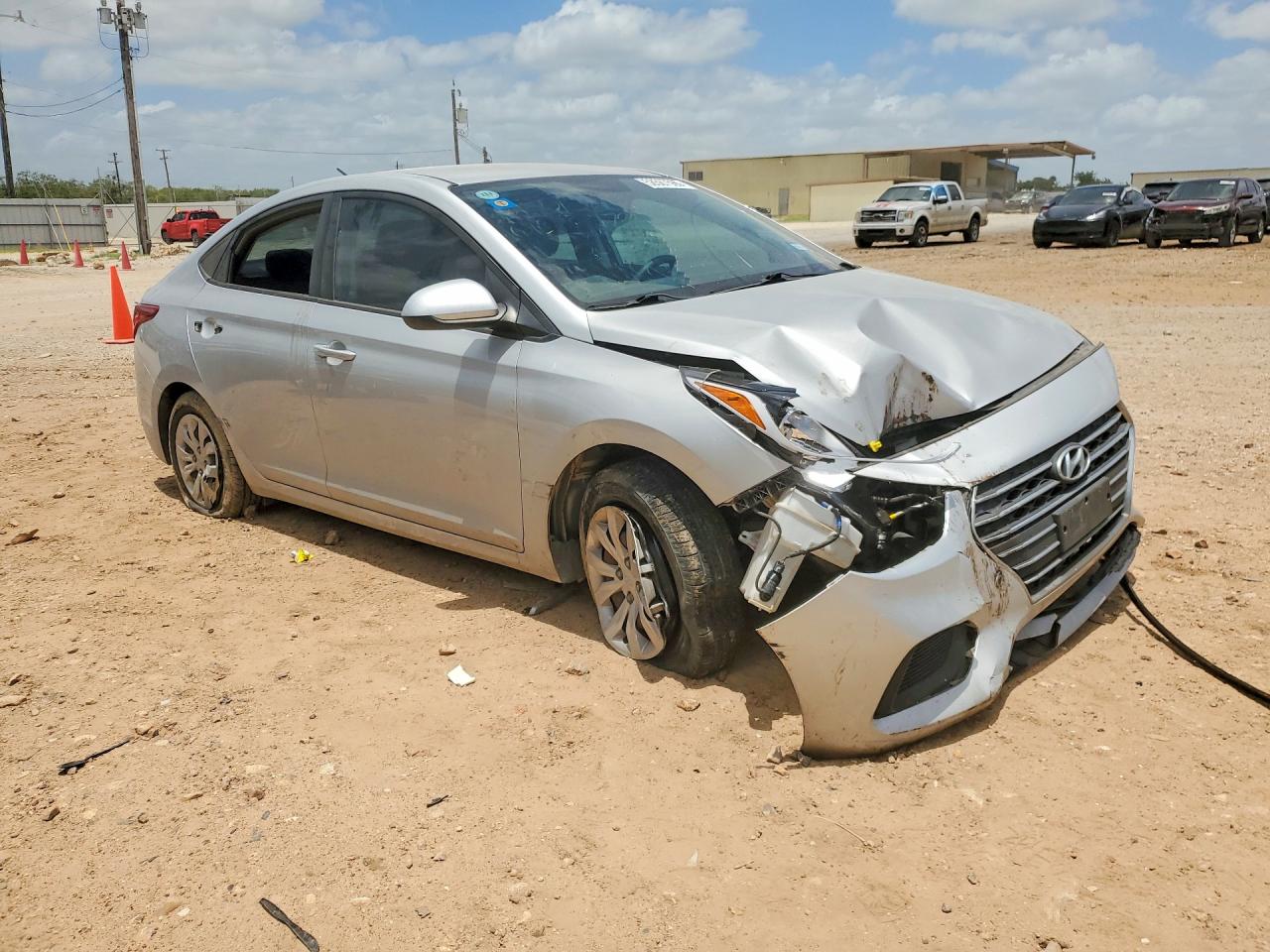 2020 Hyundai Accent Se Silver vin: 3KPC24A67LE120665
