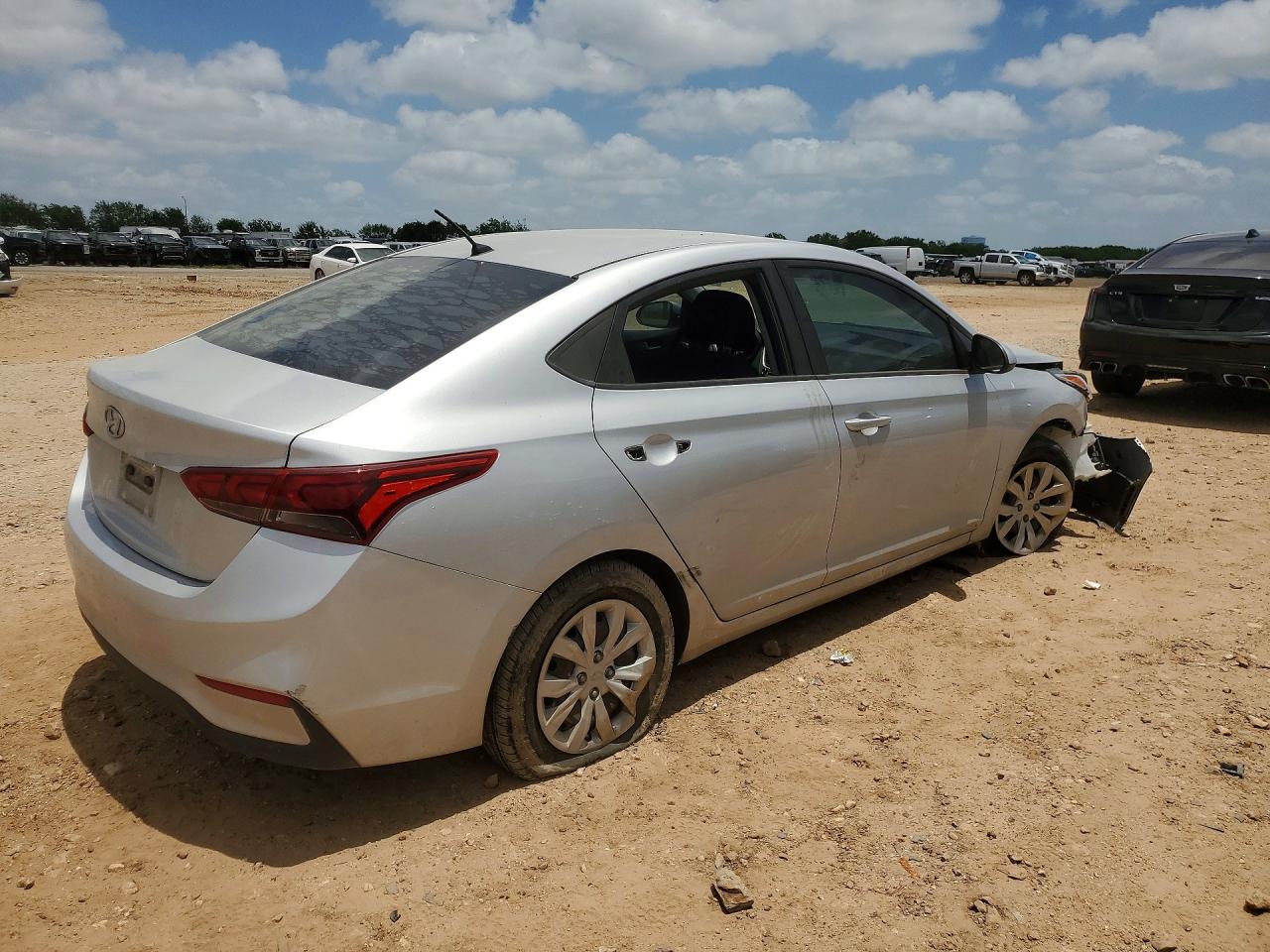 2020 Hyundai Accent Se Silver vin: 3KPC24A67LE120665