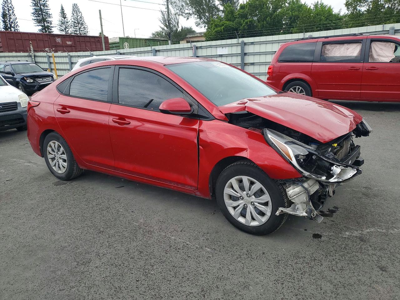2020 Hyundai Accent Se Red vin: 3KPC24A67LE122268