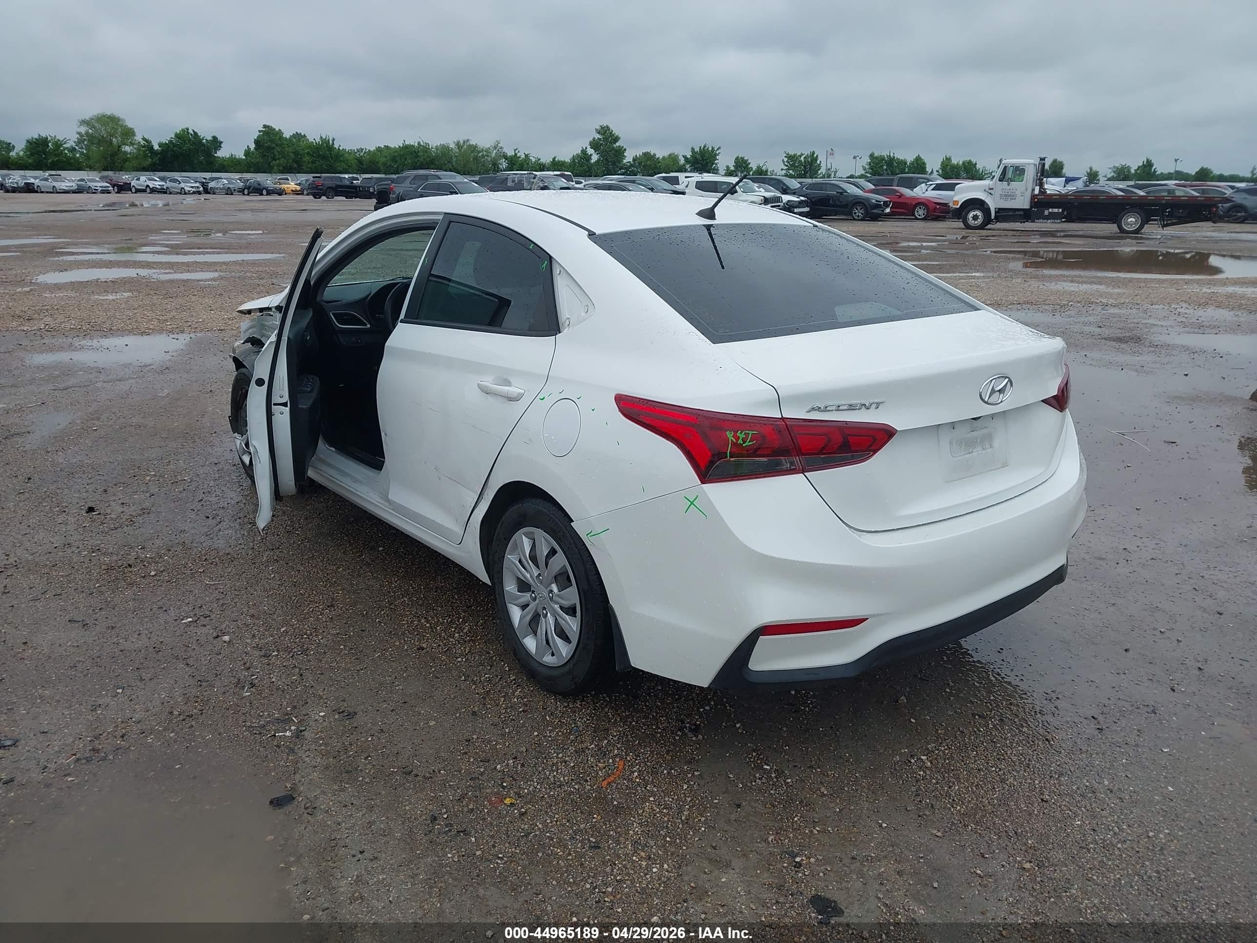 2022 Hyundai Accent Se White vin: 3KPC24A67NE155581
