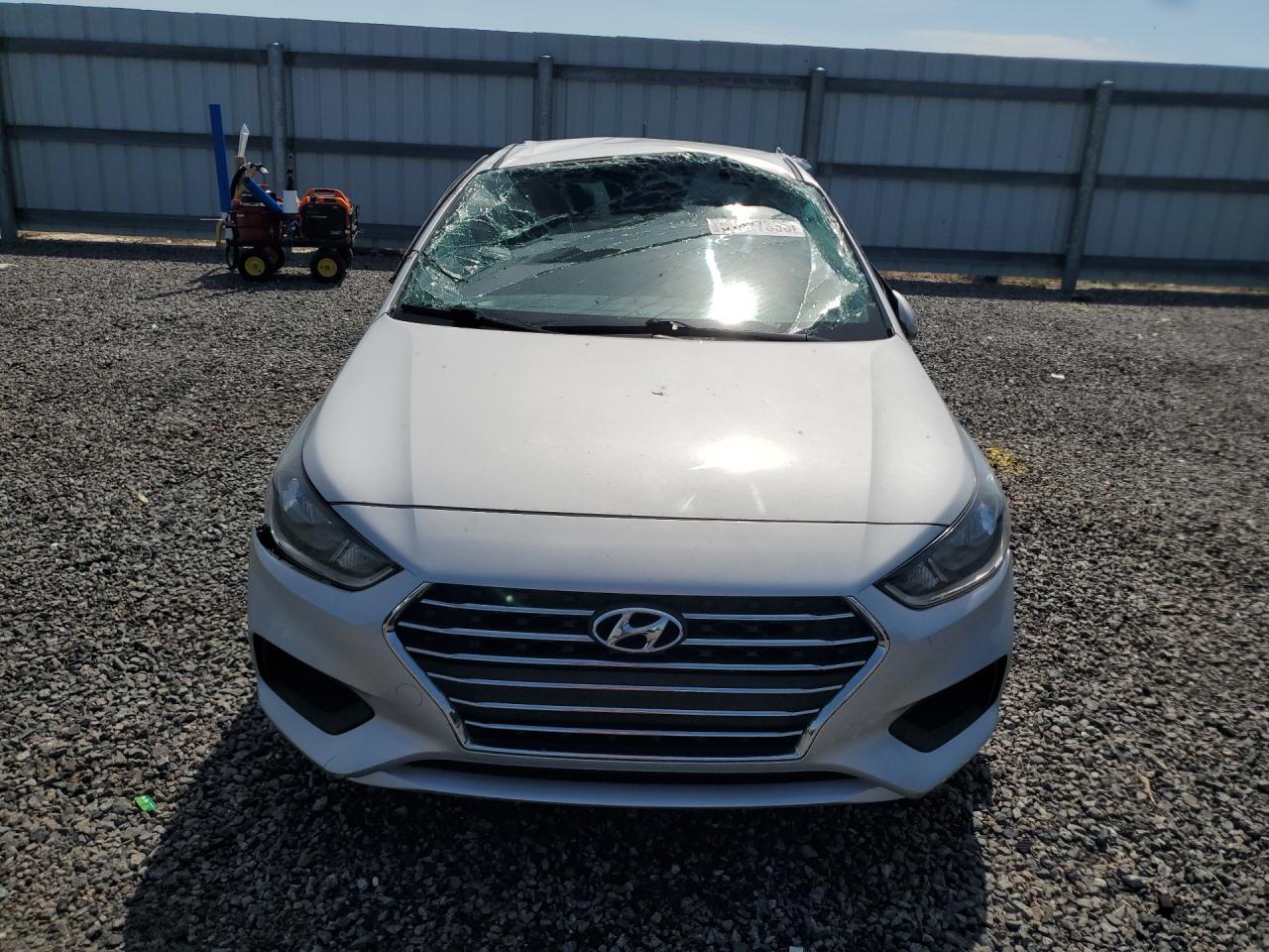 2022 Hyundai Accent Se Серебряный vin: 3KPC24A69NE166470