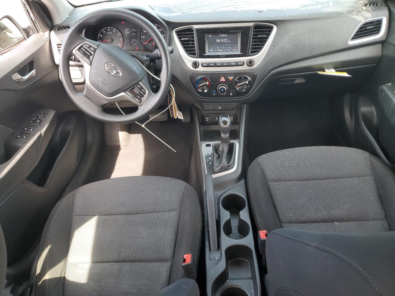 2022 Hyundai Accent Se Серебряный vin: 3KPC24A69NE166470