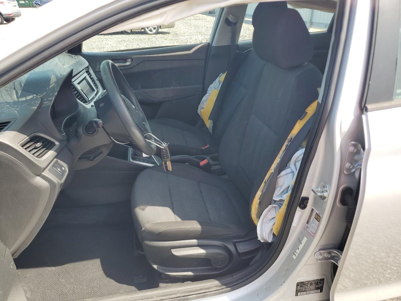 2022 Hyundai Accent Se Серебряный vin: 3KPC24A69NE166470