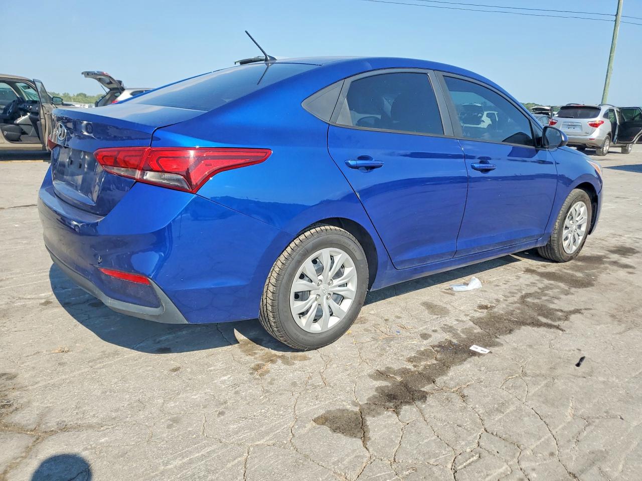 2020 Hyundai Accent Se Blue vin: 3KPC24A6XLE110387