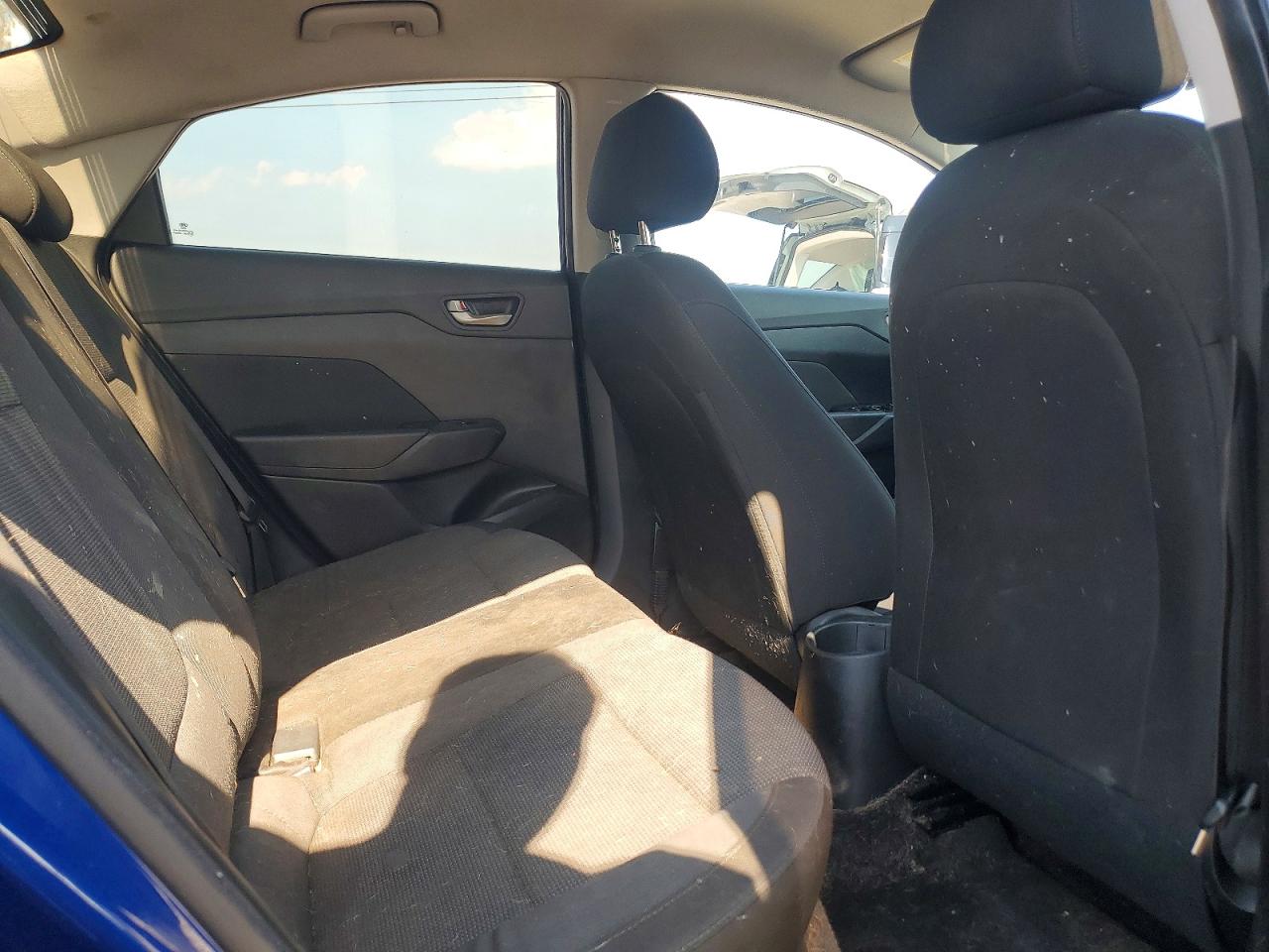2020 Hyundai Accent Se Blue vin: 3KPC24A6XLE110387