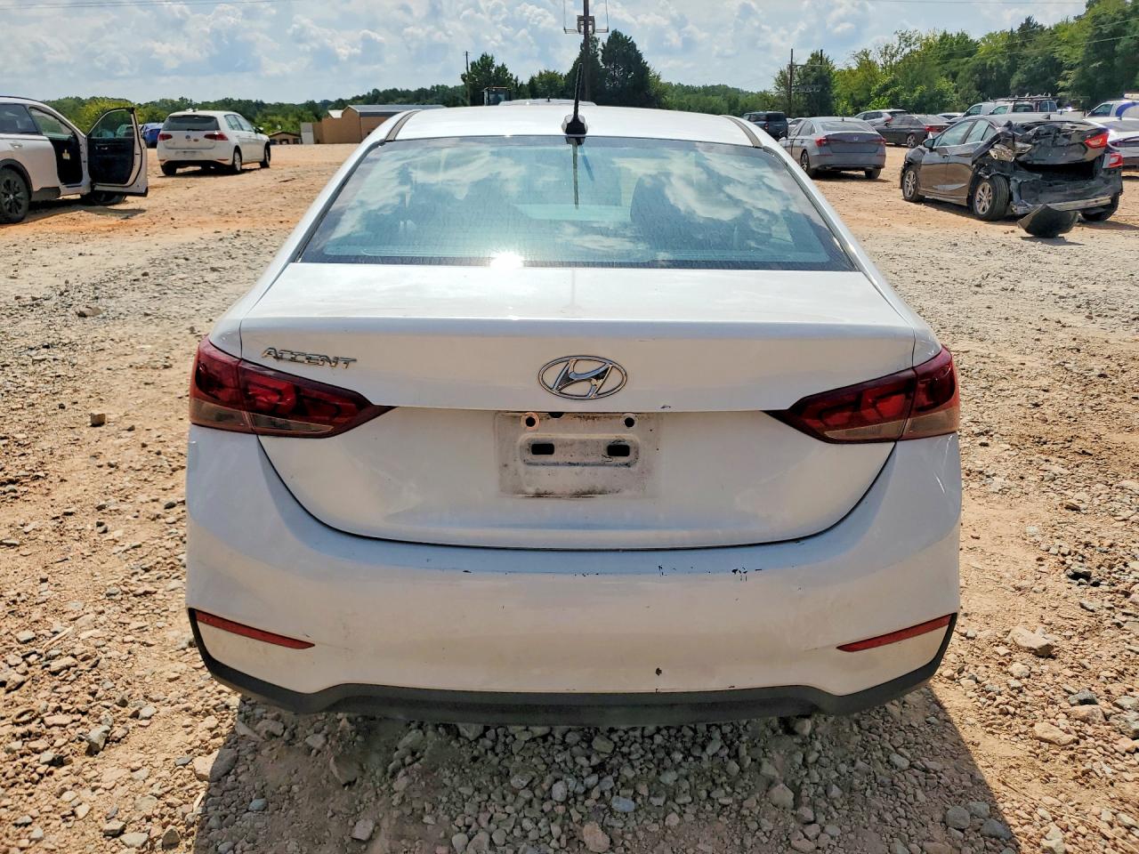 2021 Hyundai Accent Sel White vin: 3KPC24A6XME141172