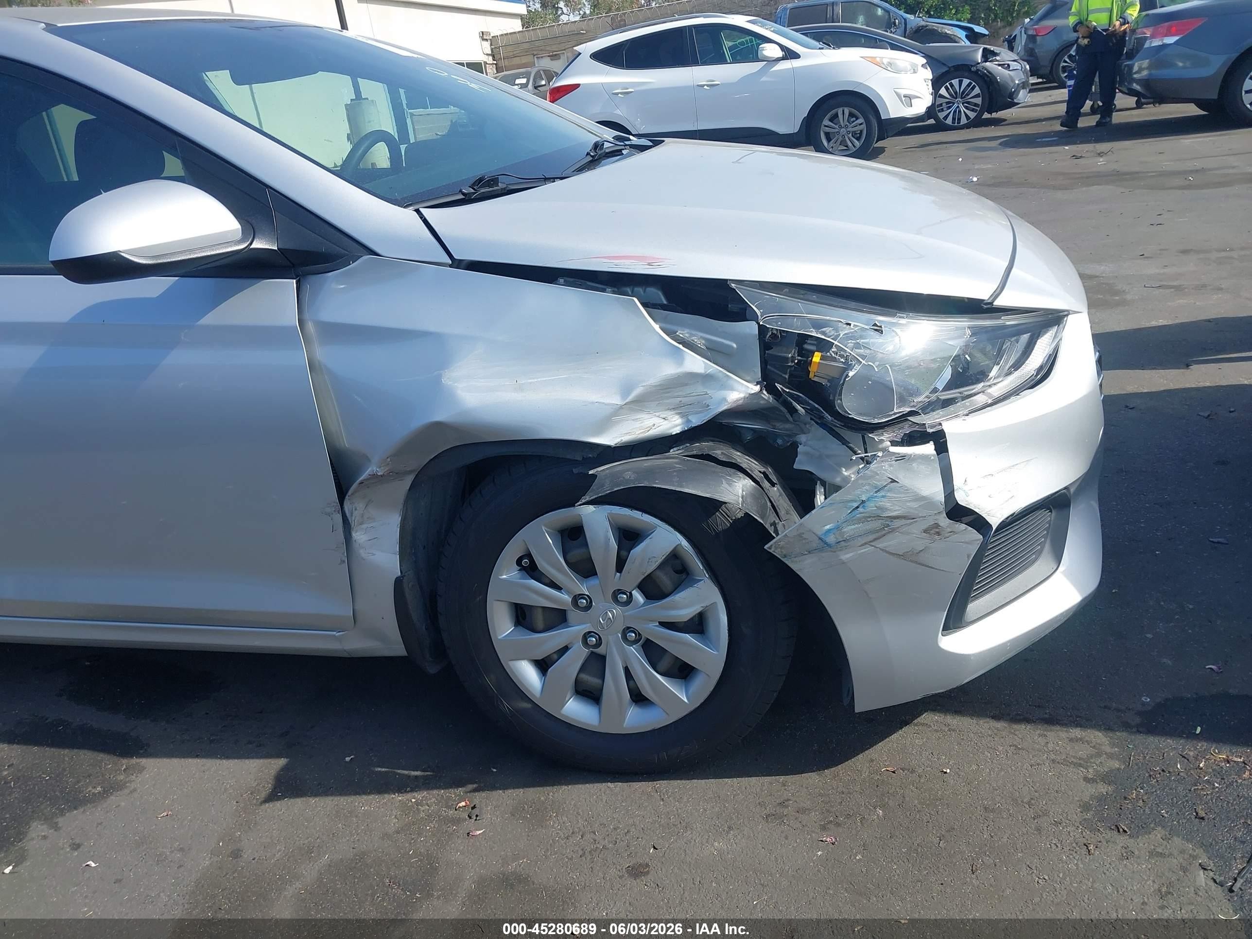2022 Hyundai Accent Se Серебряный vin: 3KPC24A6XNE177509